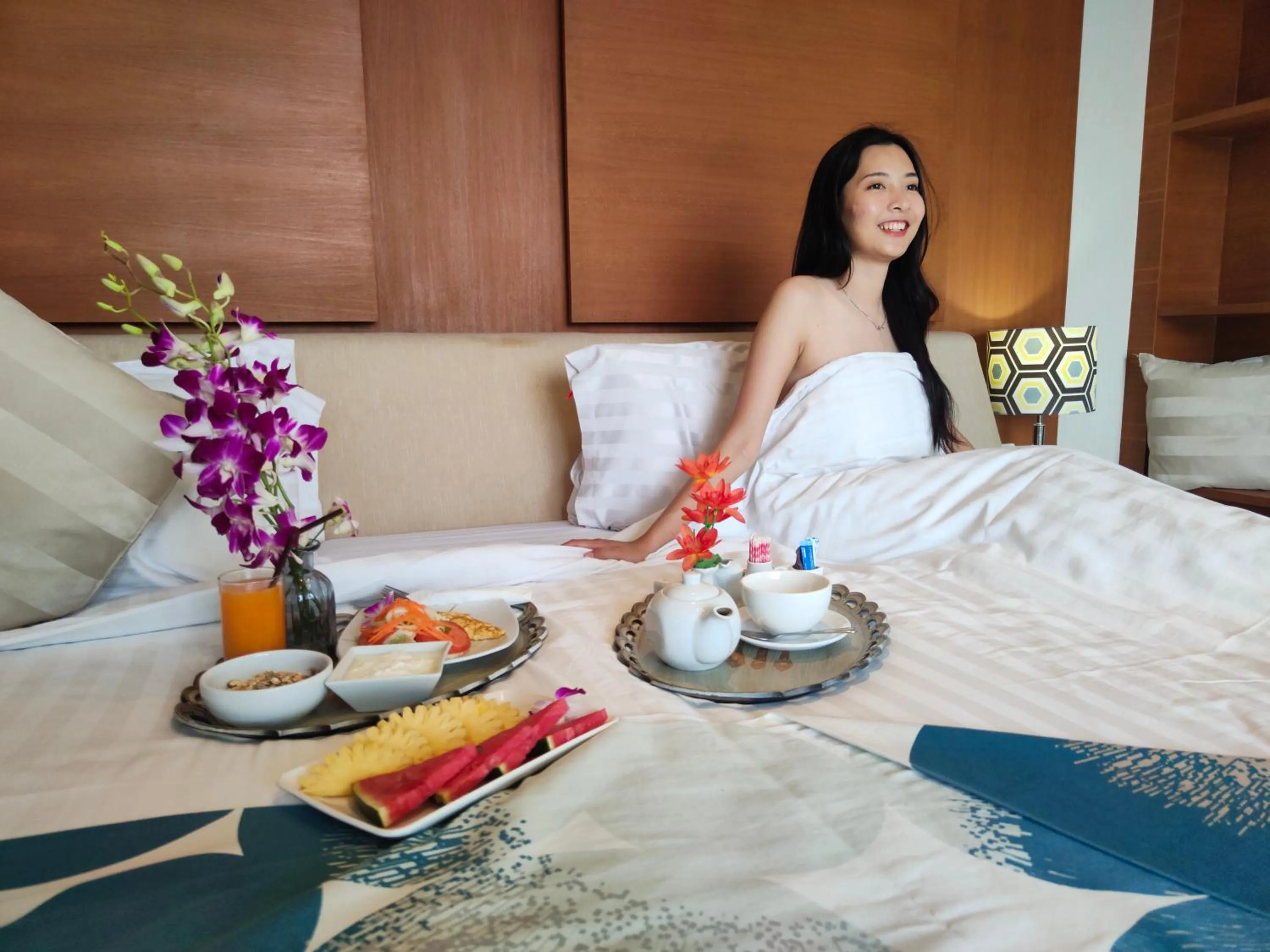 Bed in Phuket Jungle Experience Resort