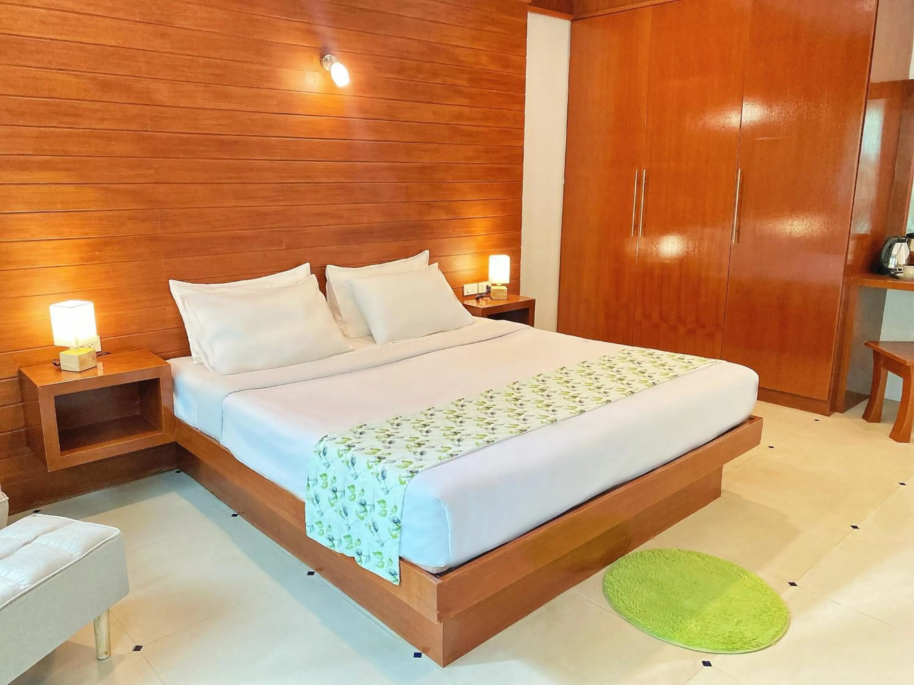 Bed in Phuket Jungle Experience Resort