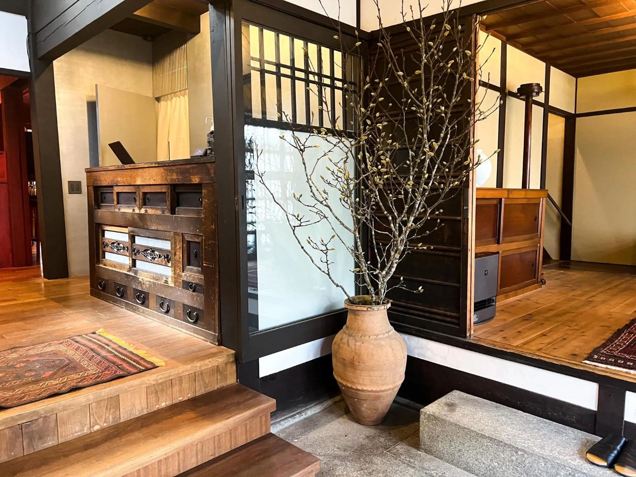 Facade/entrance in Rinn Shiki Juraku