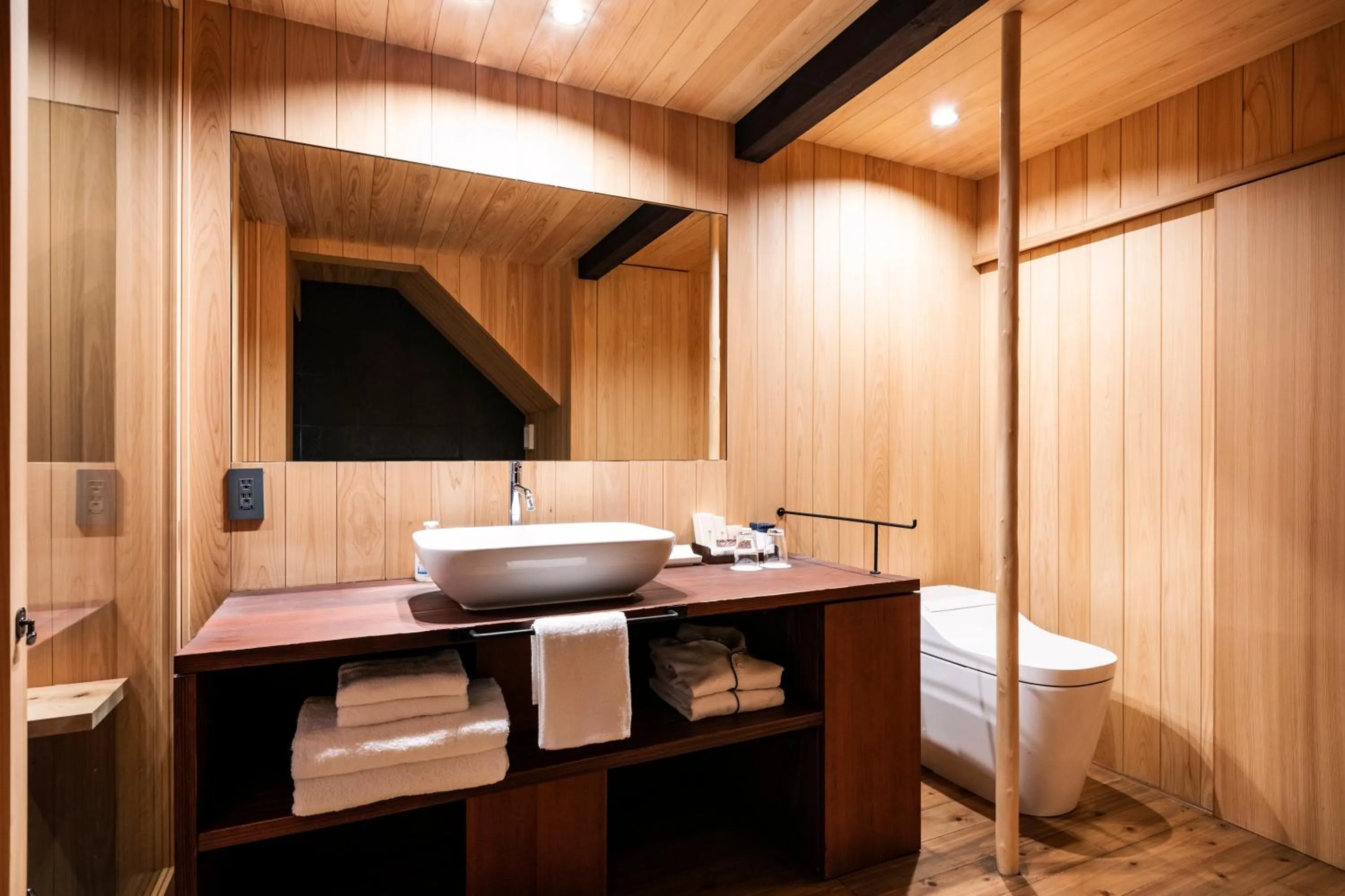 Toilet in Rinn Shiki Juraku