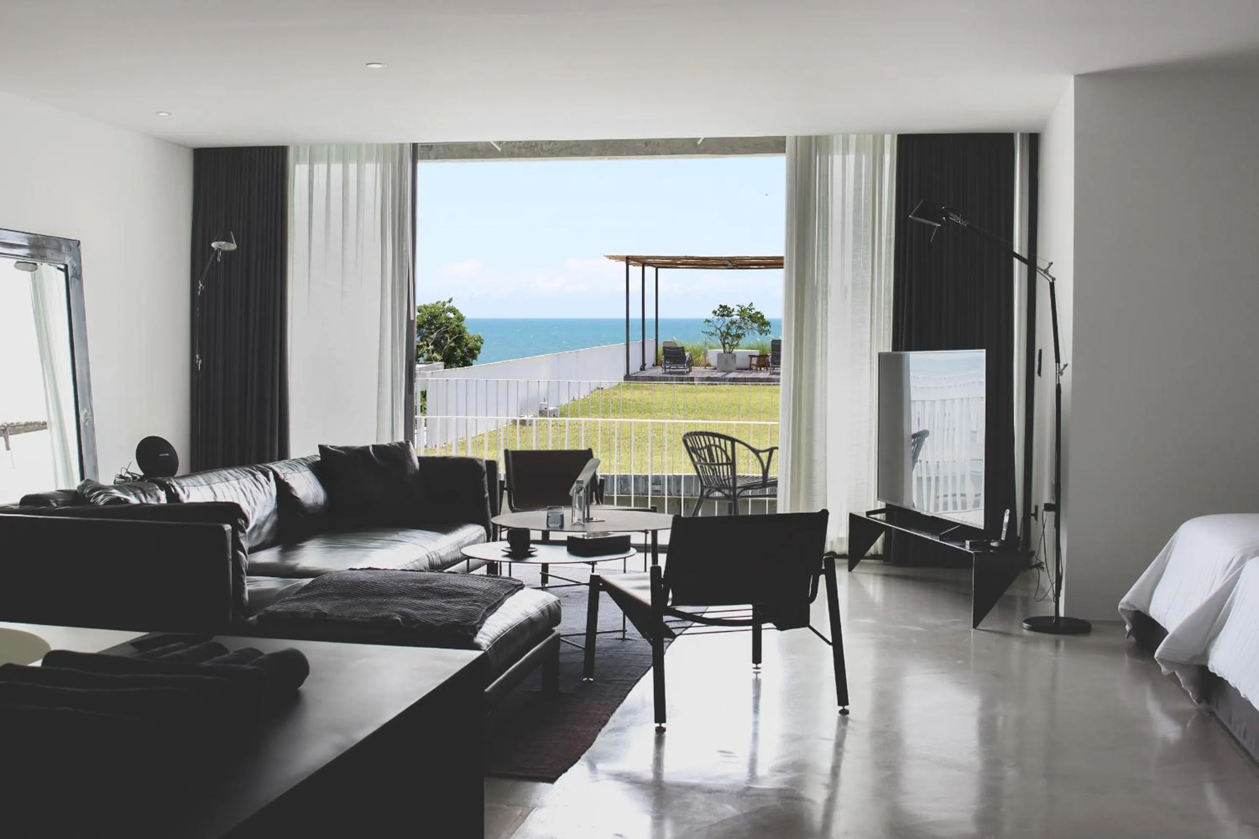 TV and multimedia, Bed in Sundance Dayclub Hua Hin