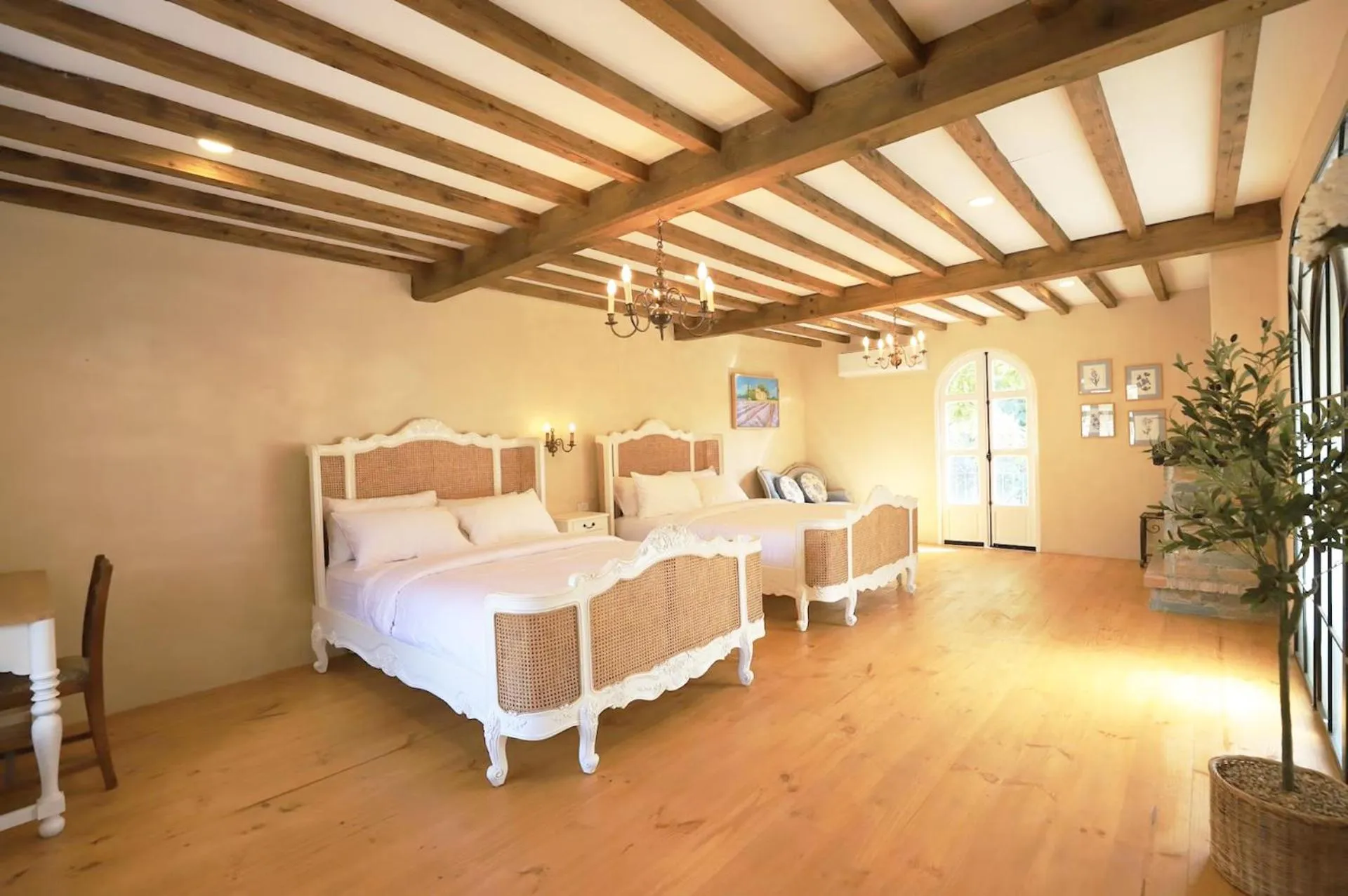 Bed in Moon River Village