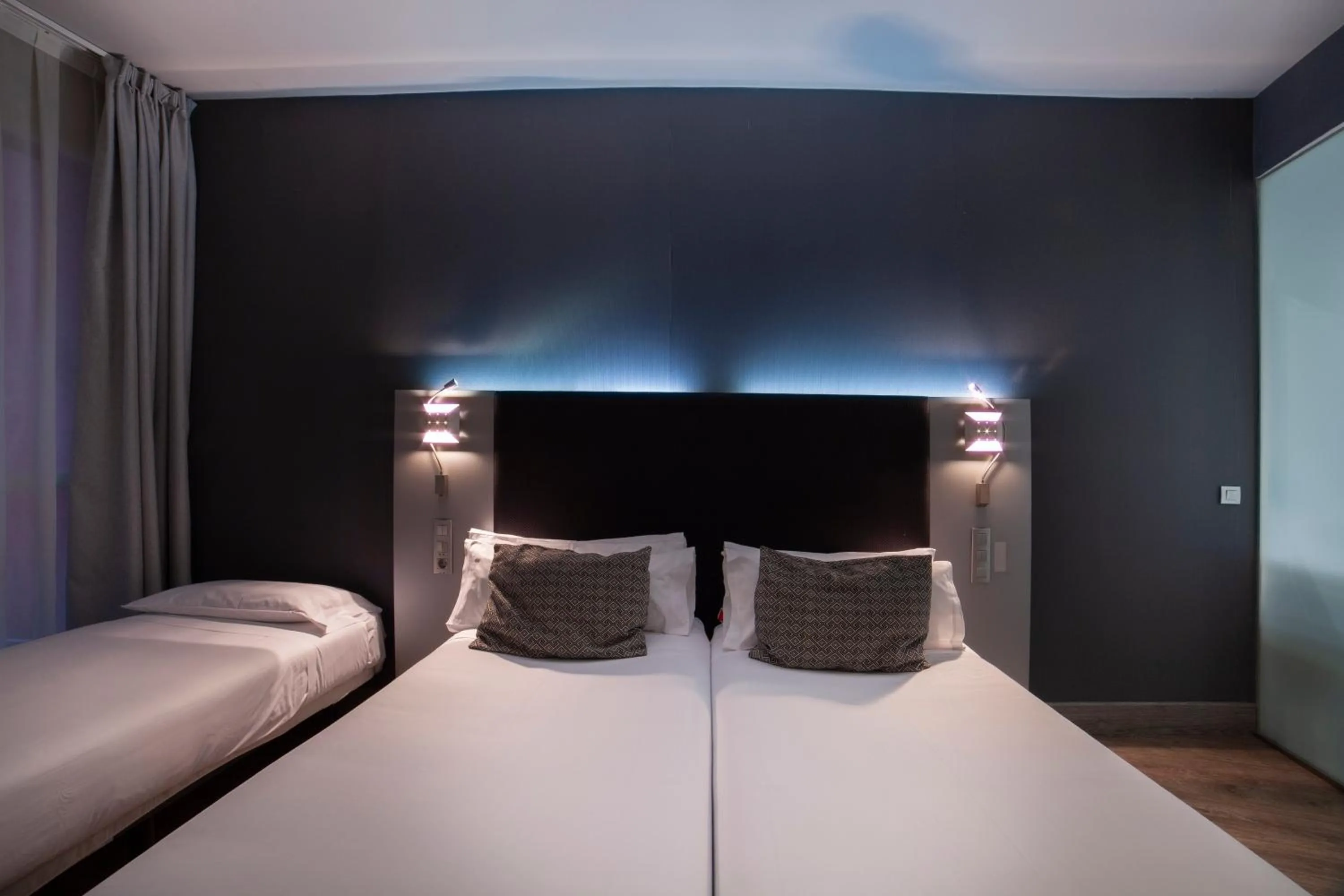 Bed in Petit Palace Plaza España