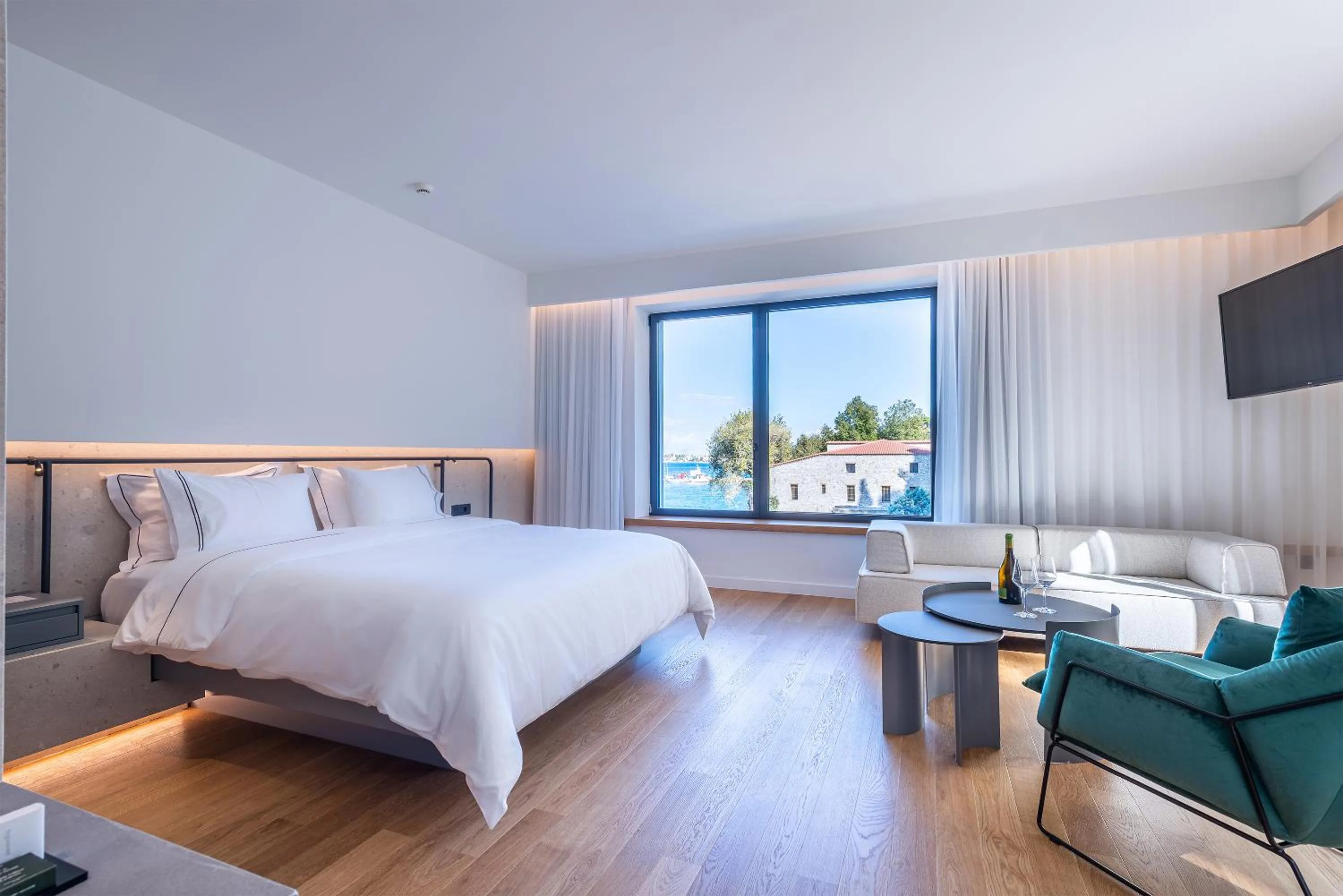 Bed in Amario Suites Hotel