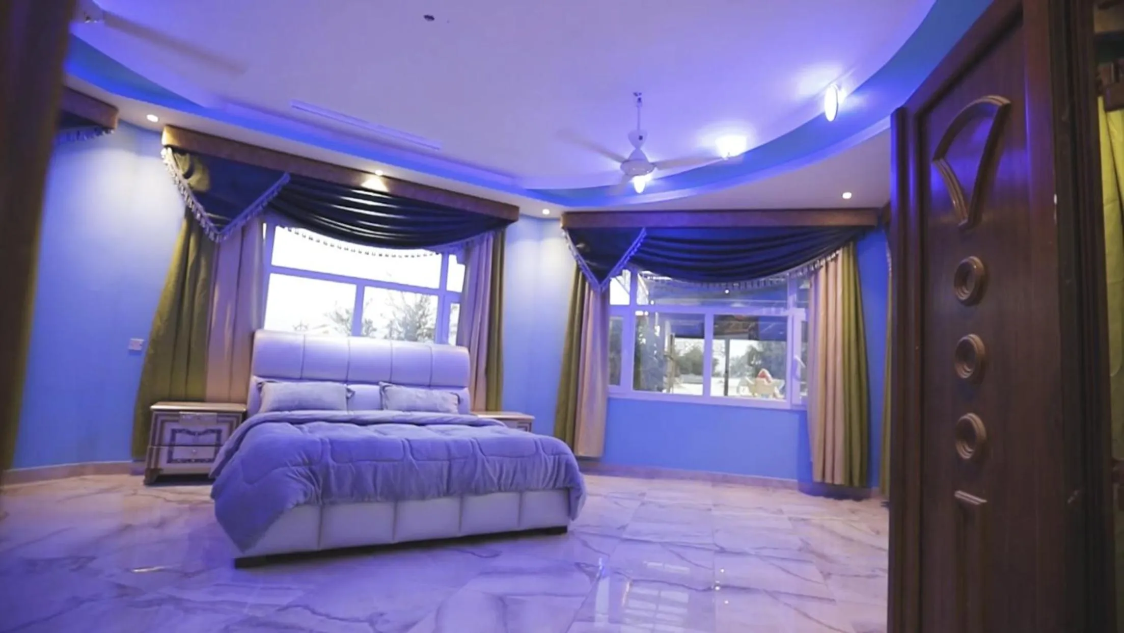 Bed in Cloudy Cloud Farm Resort