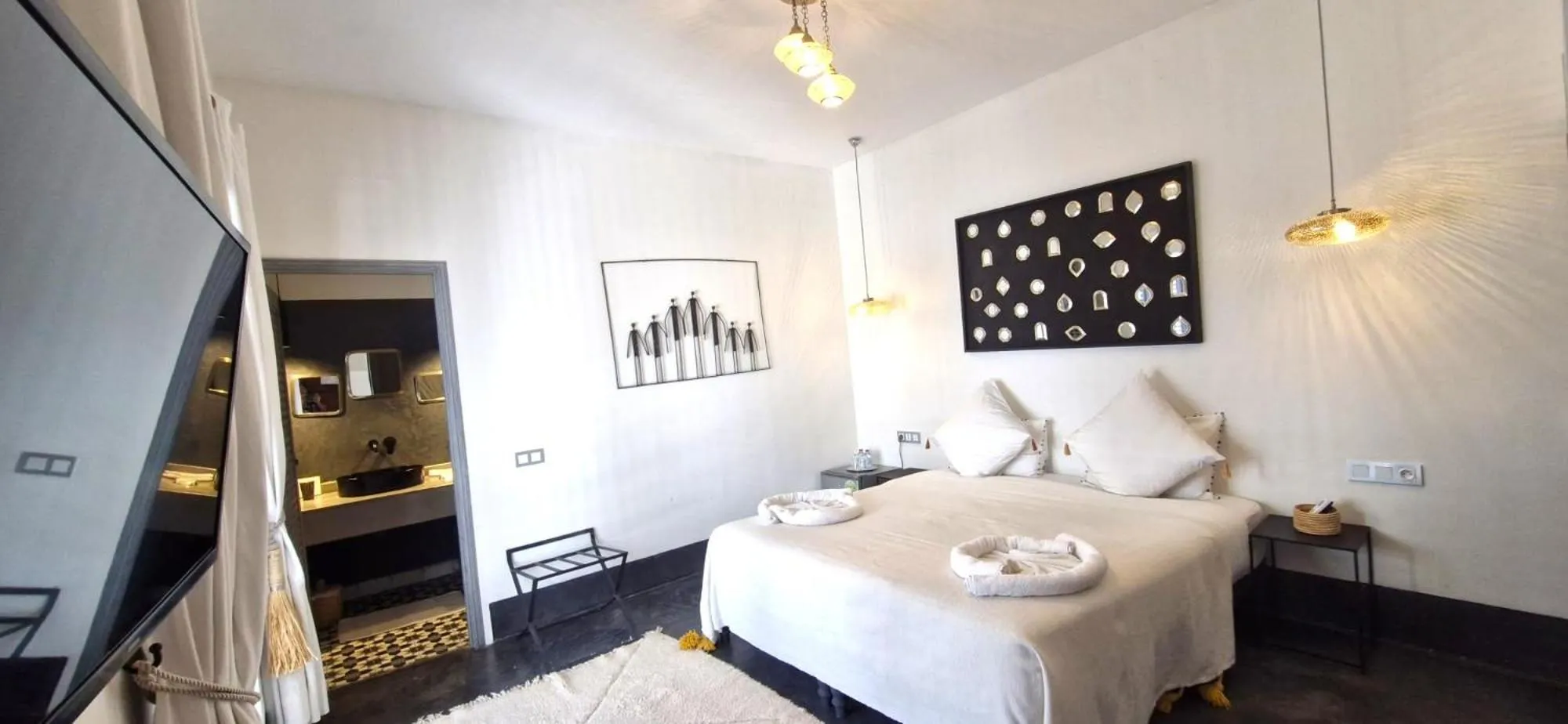 Bedroom, Bed in RIAD 48 & SPA