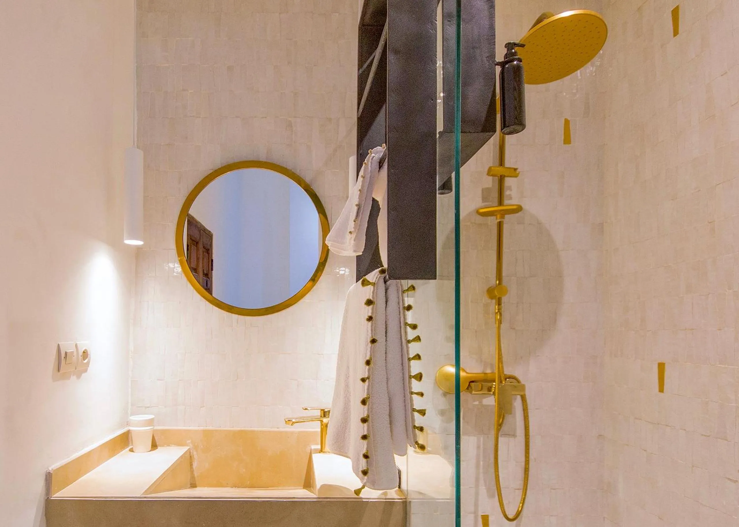 Bathroom in RIAD 48 & SPA