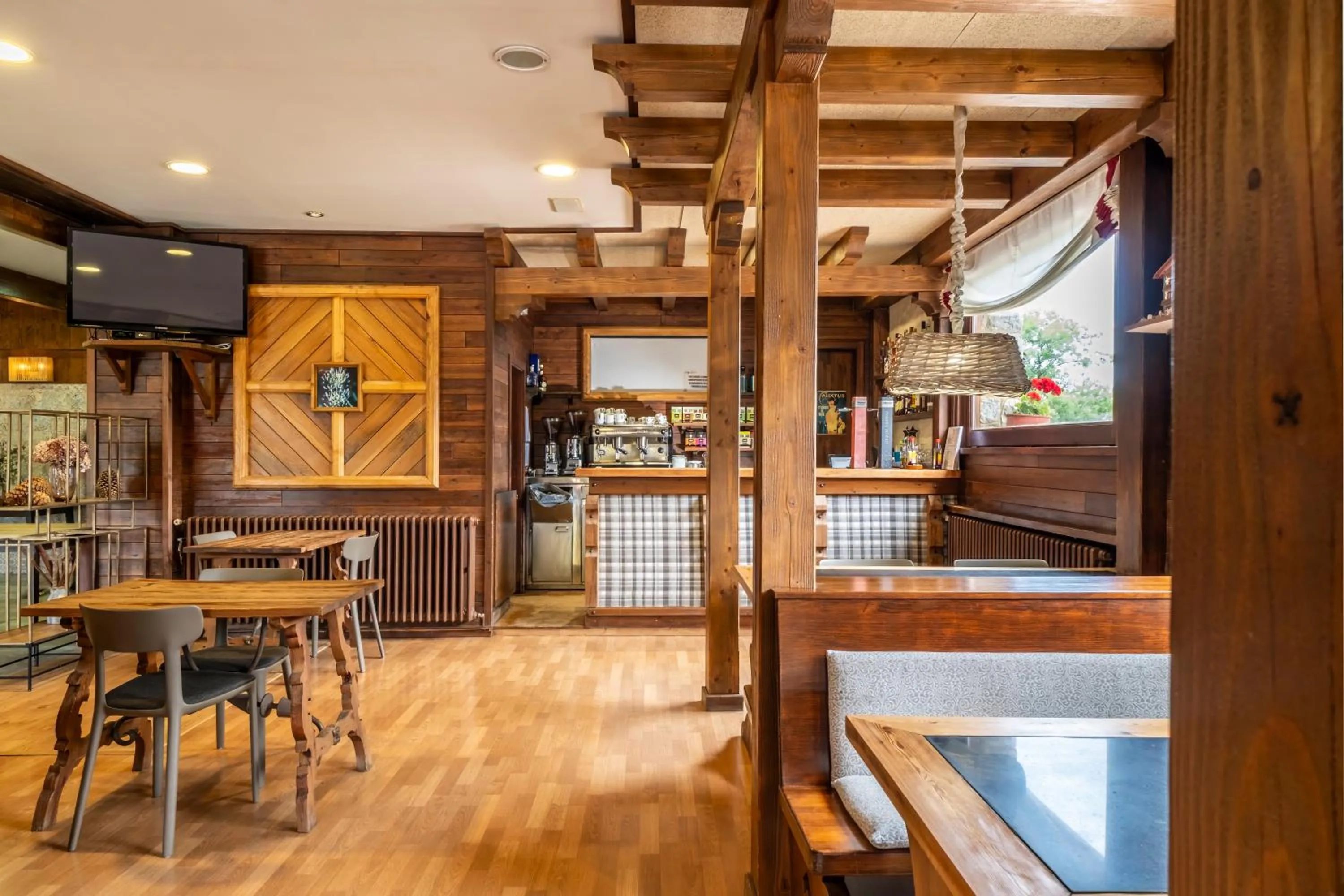 Lounge or bar in Hotel Calitxo