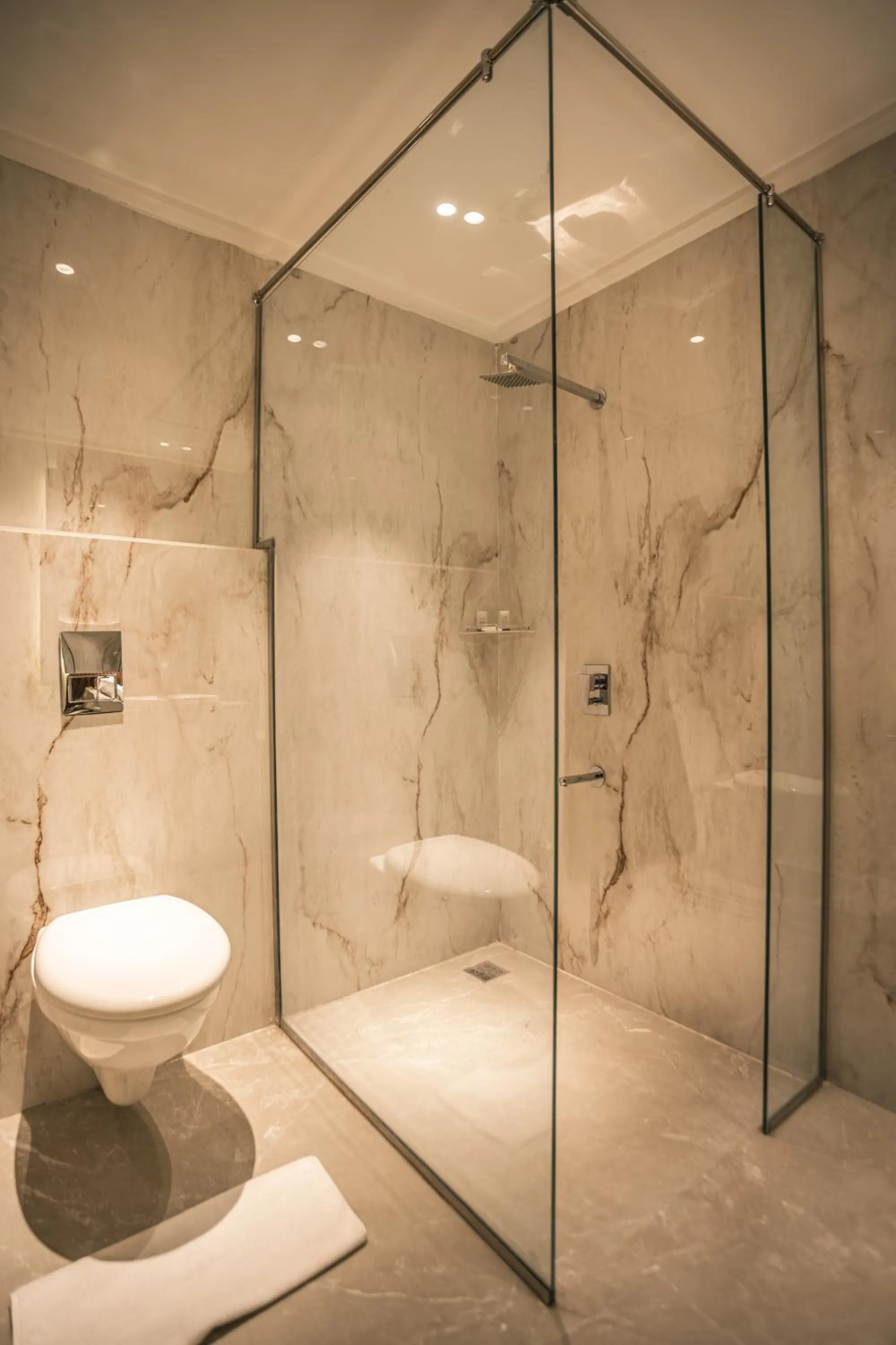 Bathroom in Amritara Kirpa, Amritsar