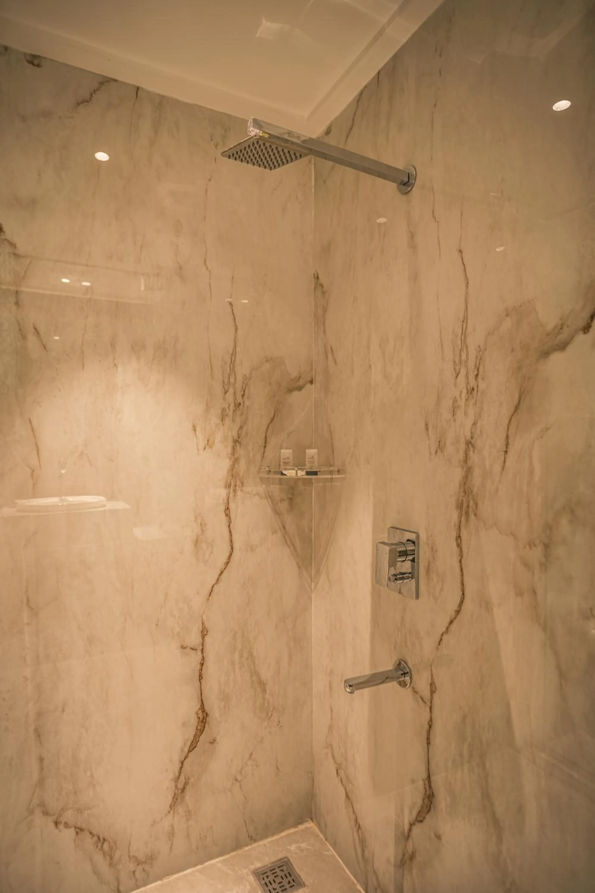 Bathroom in Amritara Kirpa, Amritsar