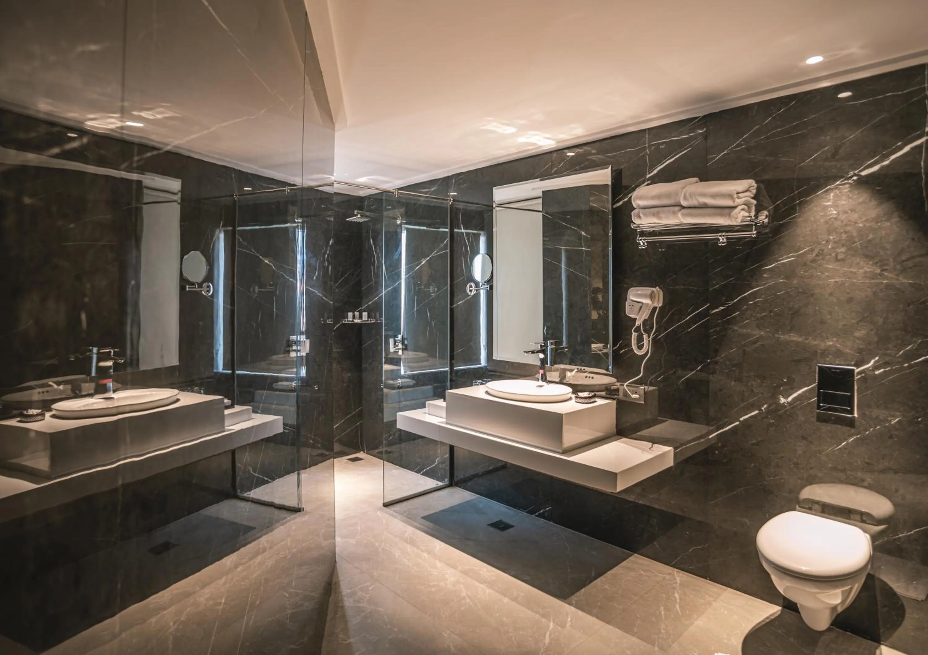 Bathroom in Amritara Kirpa, Amritsar