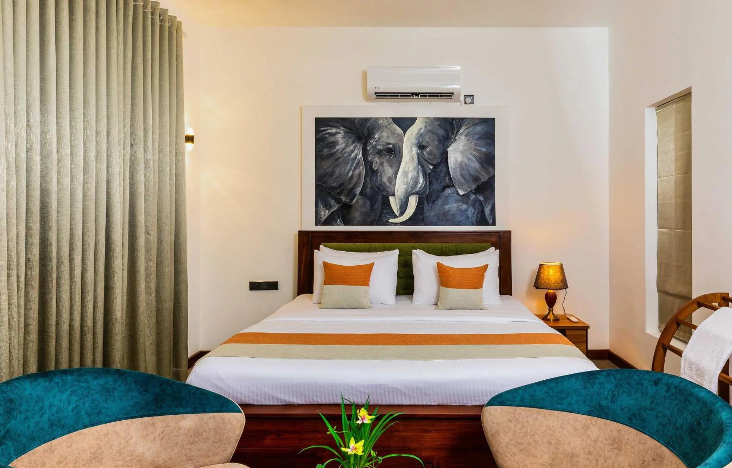 Bedroom, Bed in The Palace by Ocean