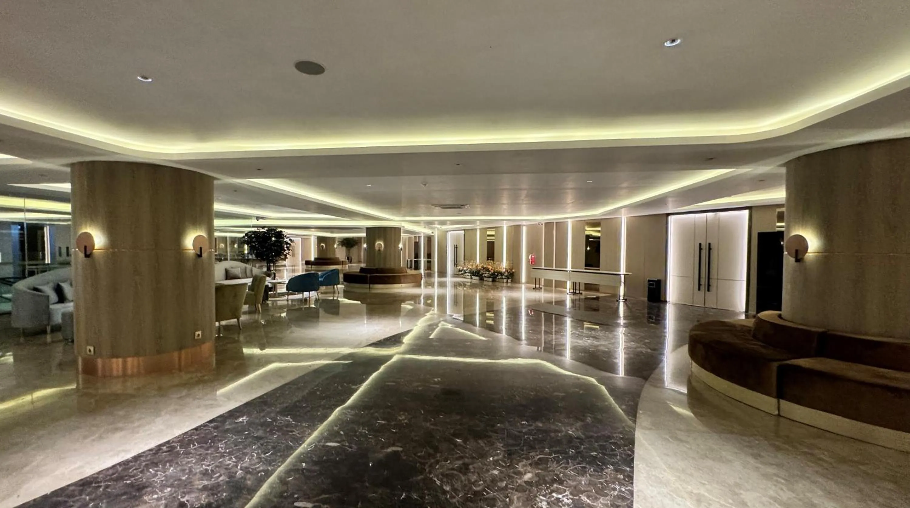 Business facilities in Pentacity Hotel Balikpapan