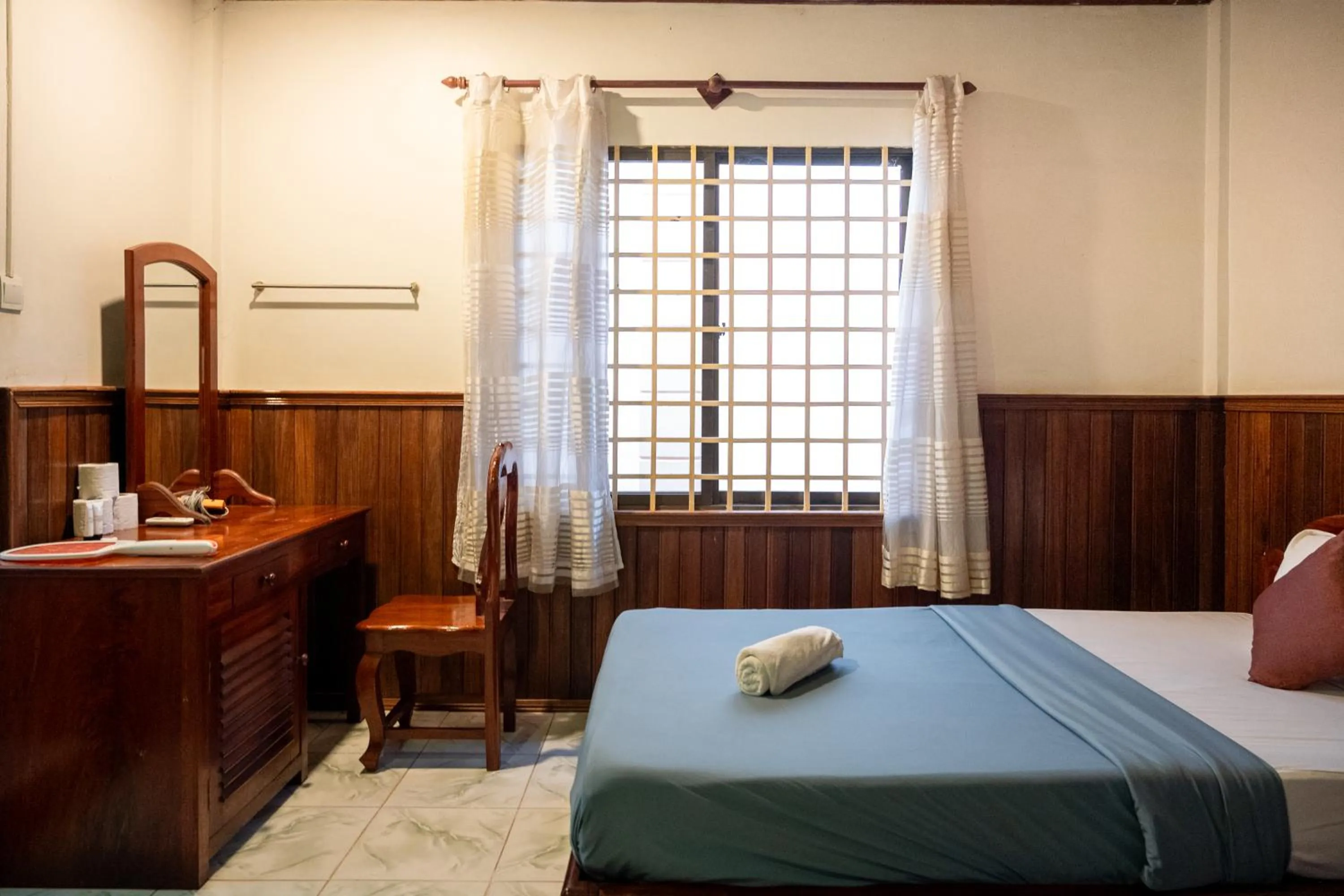 Bed in Makers Guesthouse