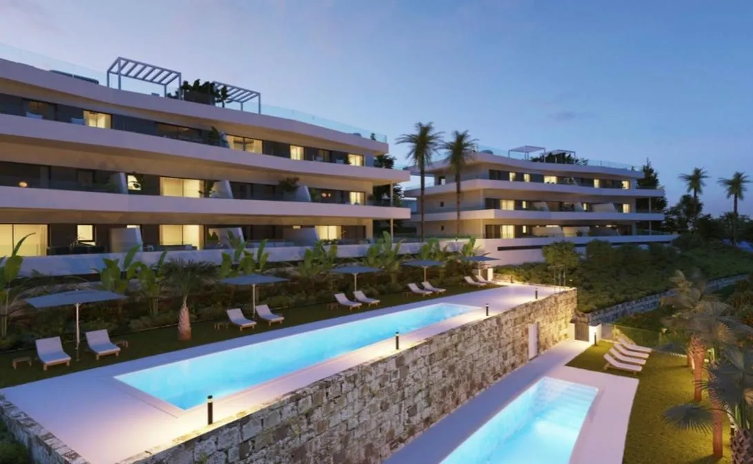 Three-Bedroom Apartment in Prachtig appartement met zeezicht in Estepona Costa del Sol