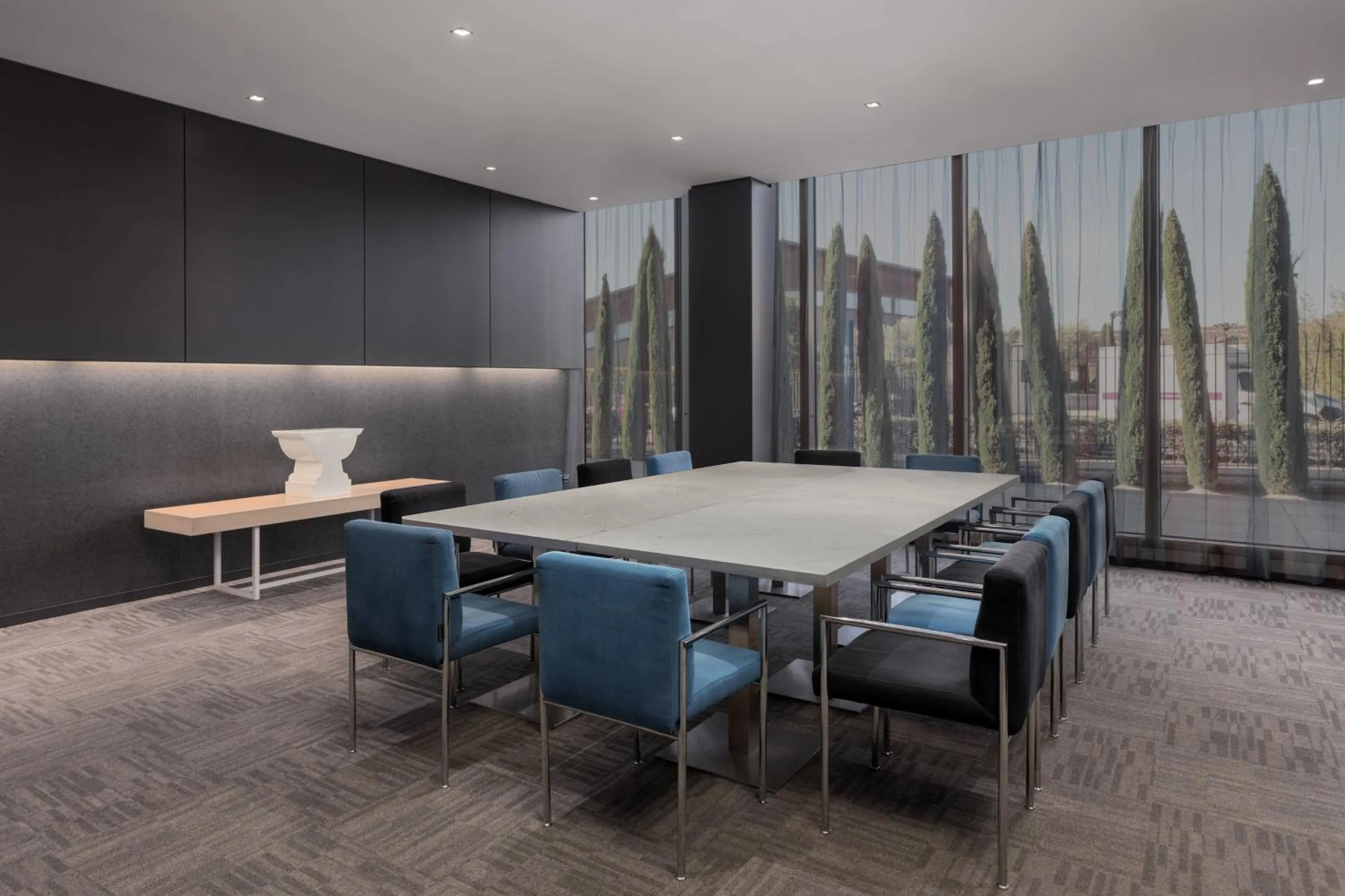 Meeting/conference room in AC Hotel La Finca by Marriott