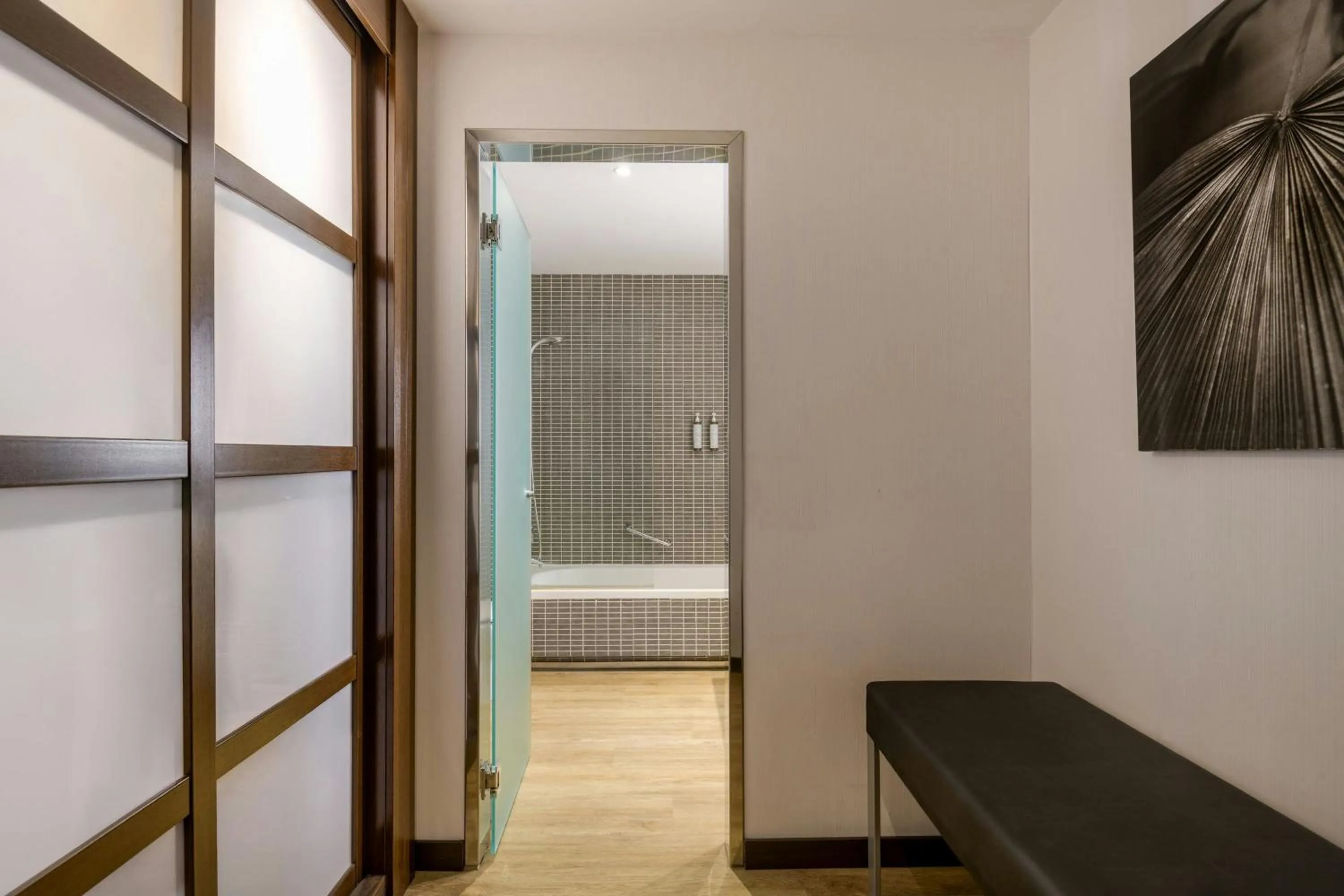 Photo of the whole room in AC Hotel La Finca by Marriott