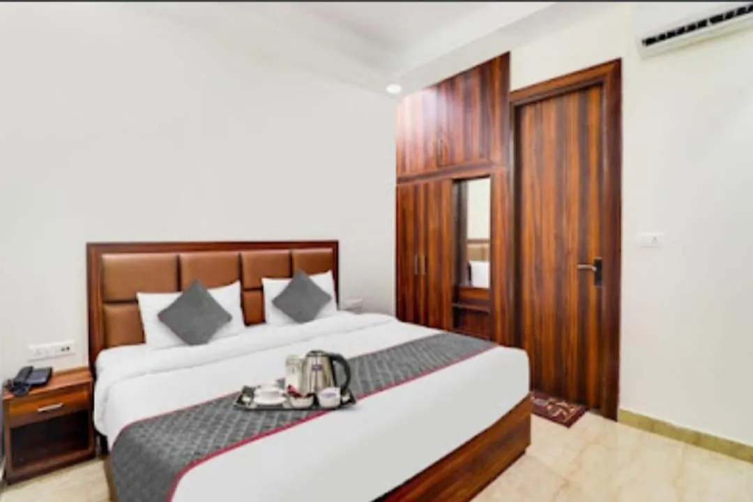 Coffee/tea facilities, Bed in Hotel The Golden Taj By The Golden Taj group & Hotels