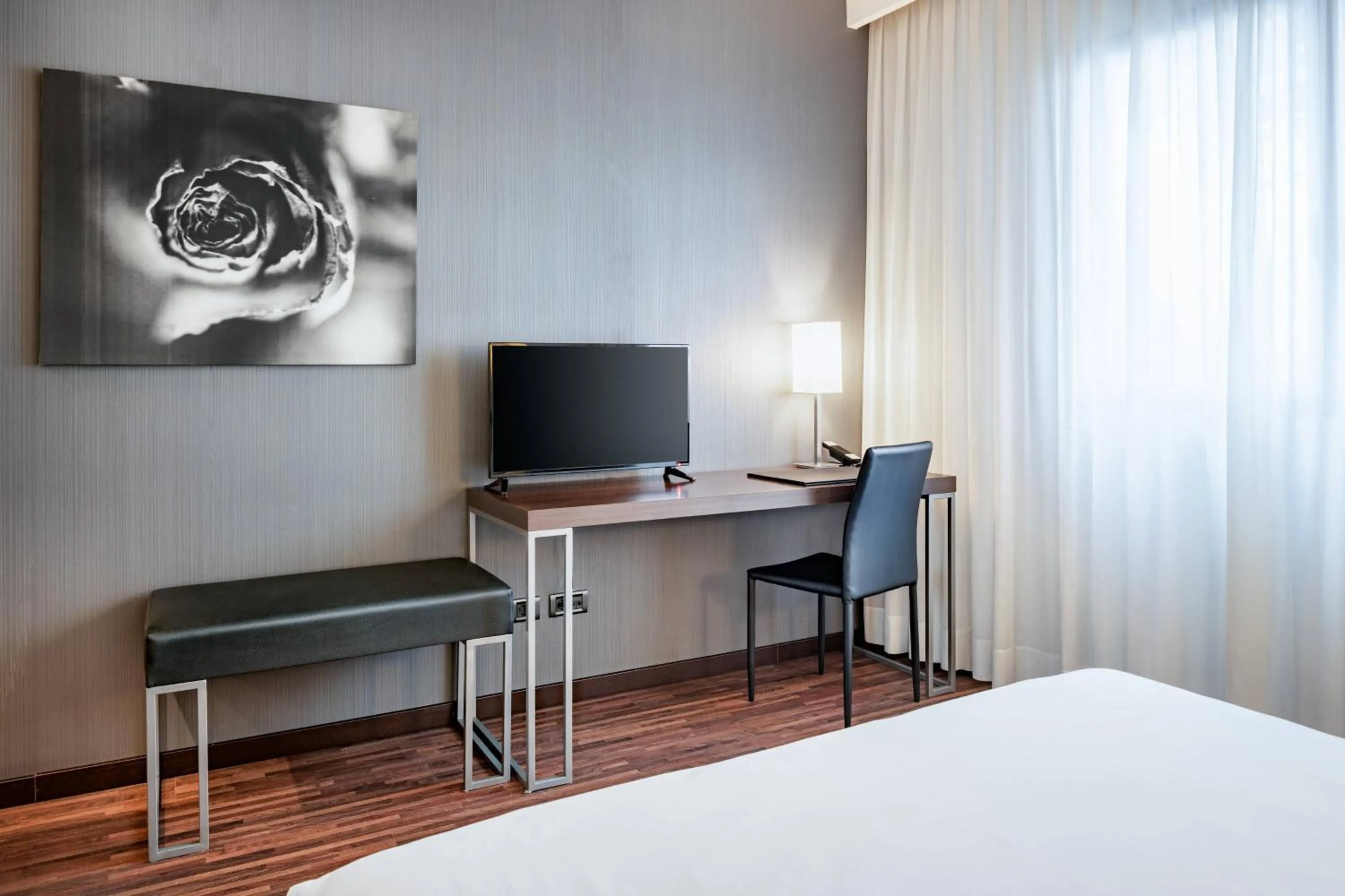 Photo of the whole room, Bed in AC Hotel Algeciras by Marriott