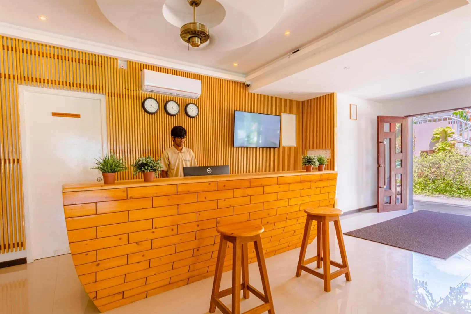 concierge in Dhiguveli Breeze