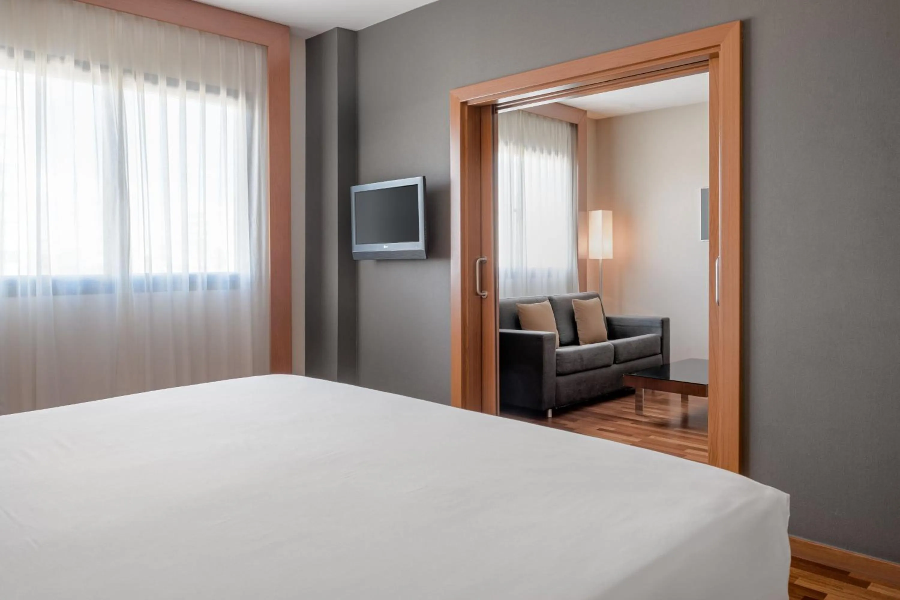 Photo of the whole room, Bed in AC Hotel Murcia by Marriott