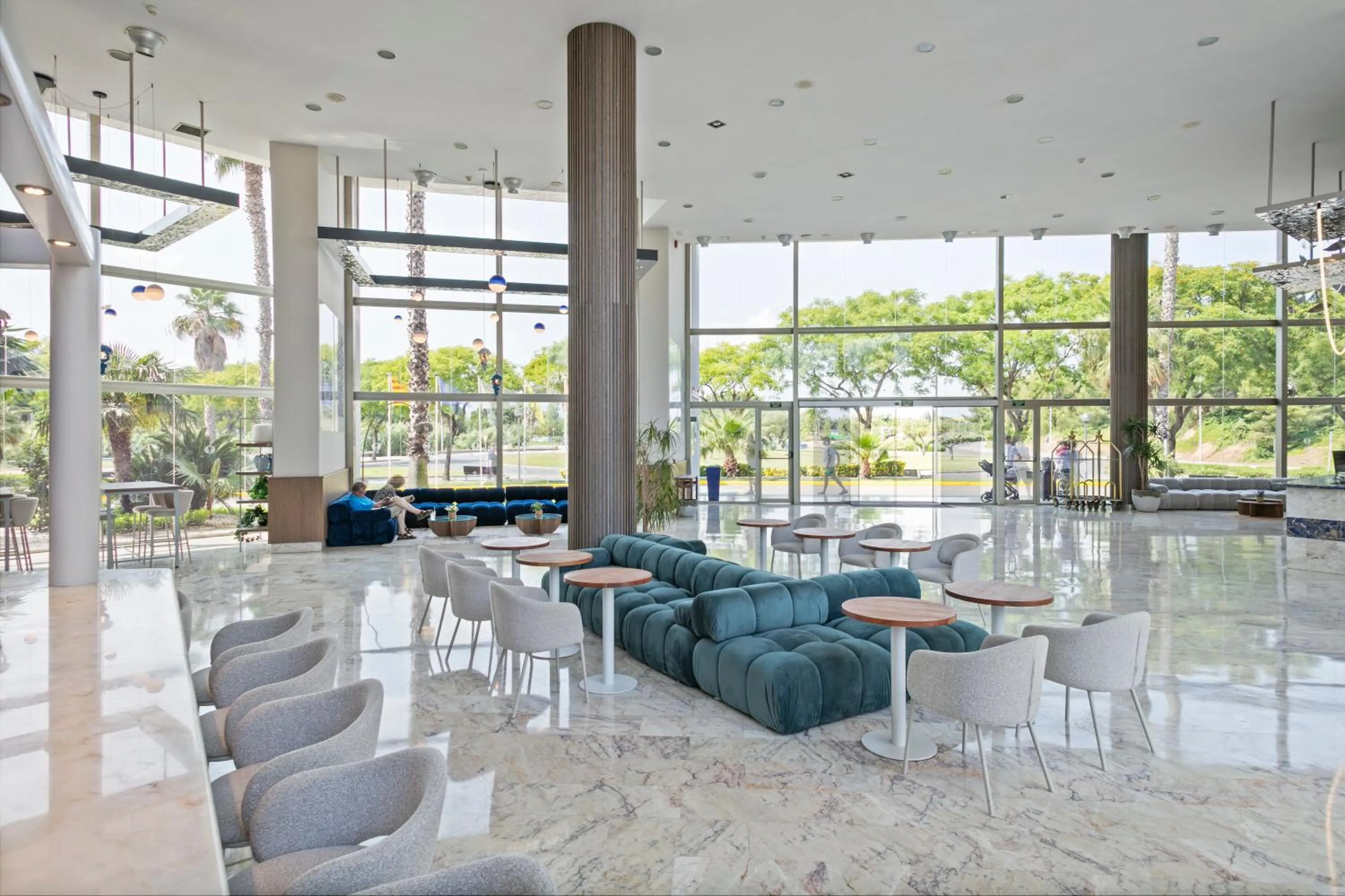 Lobby or reception in Sol Costa Daurada