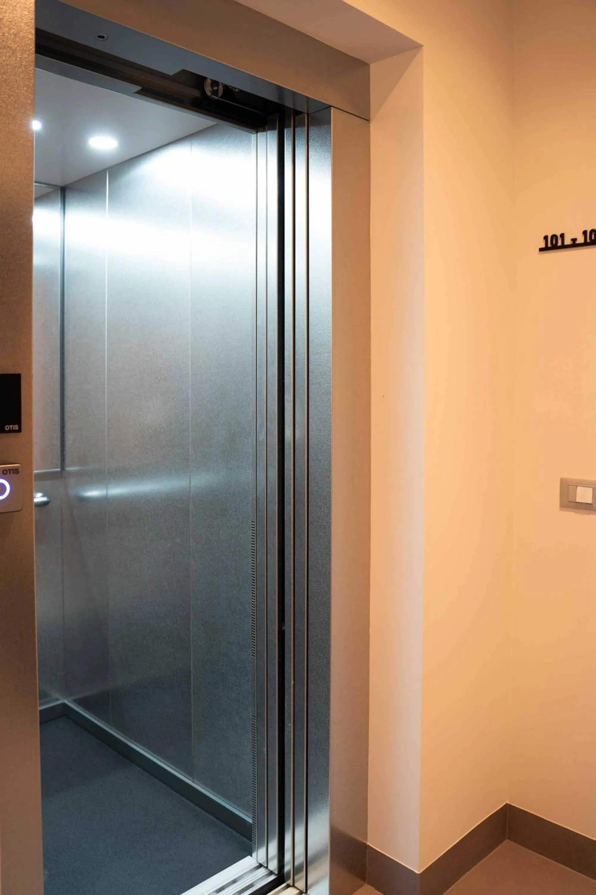 elevator in Terranova49