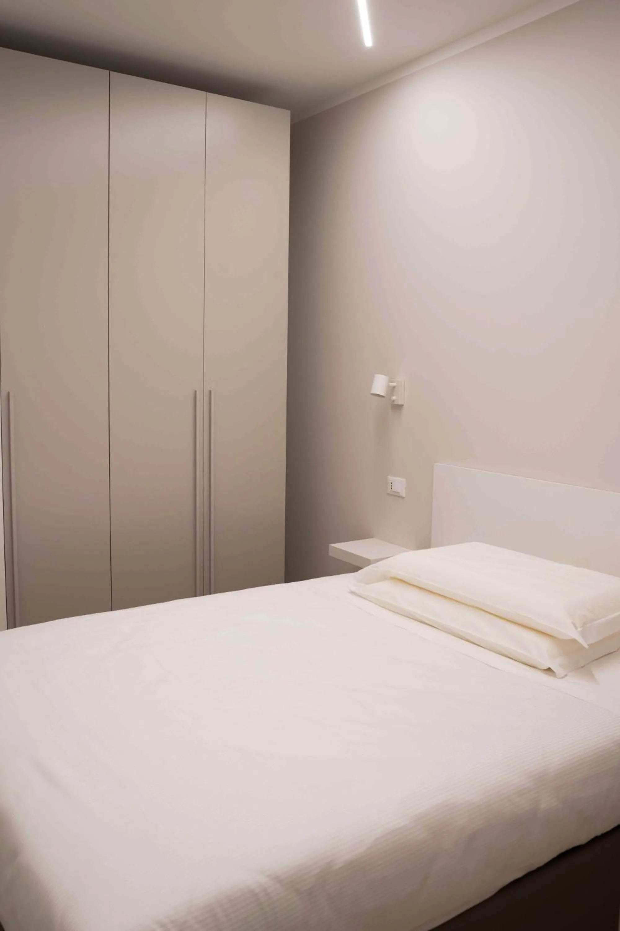 Bedroom, Bed in Terranova49