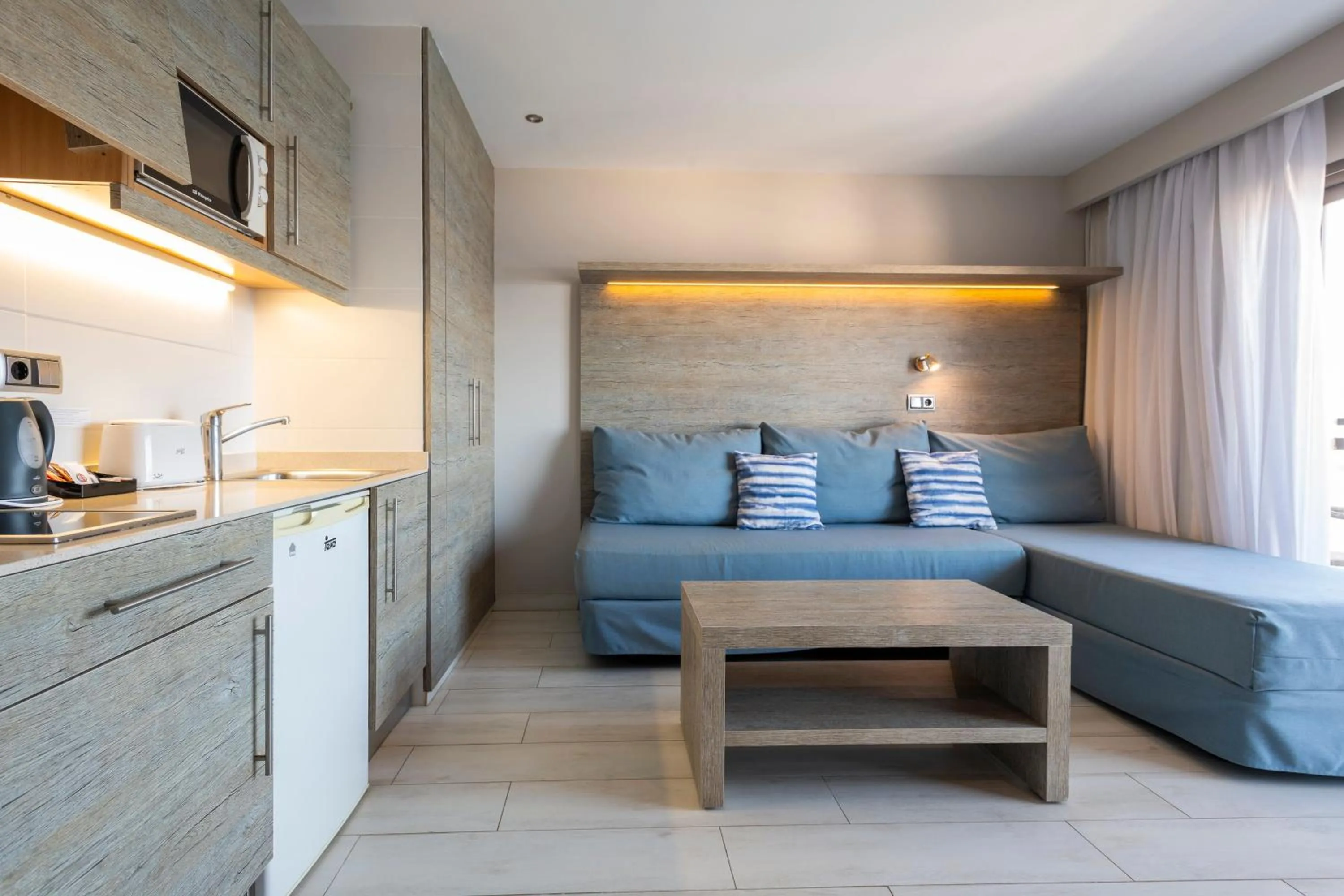 Photo of the whole room in Leonardo Royal Hotel Mallorca Palmanova Bay