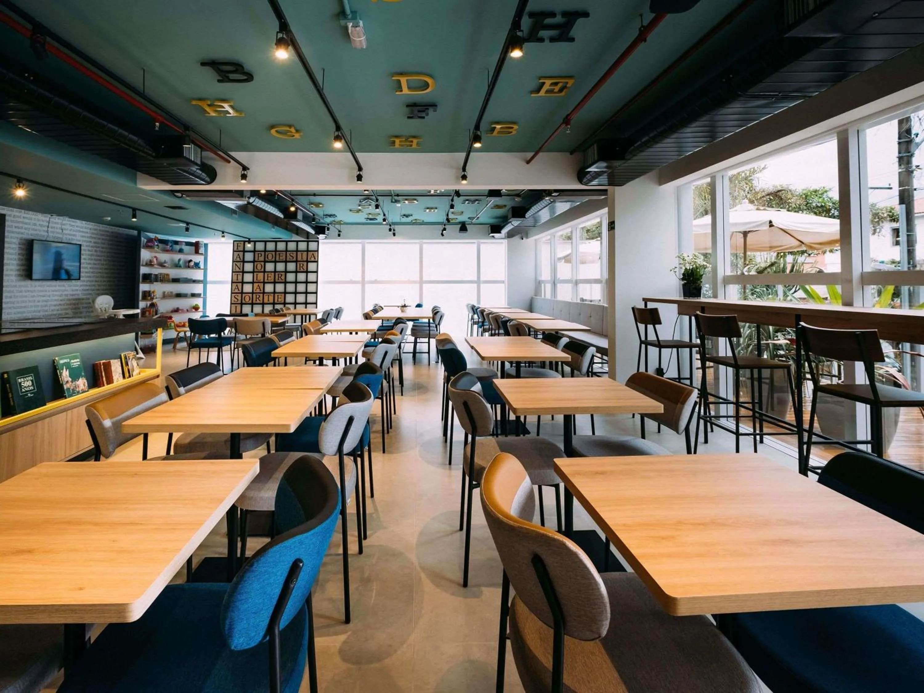 Restaurant/places to eat in ibis Styles Poços de Caldas