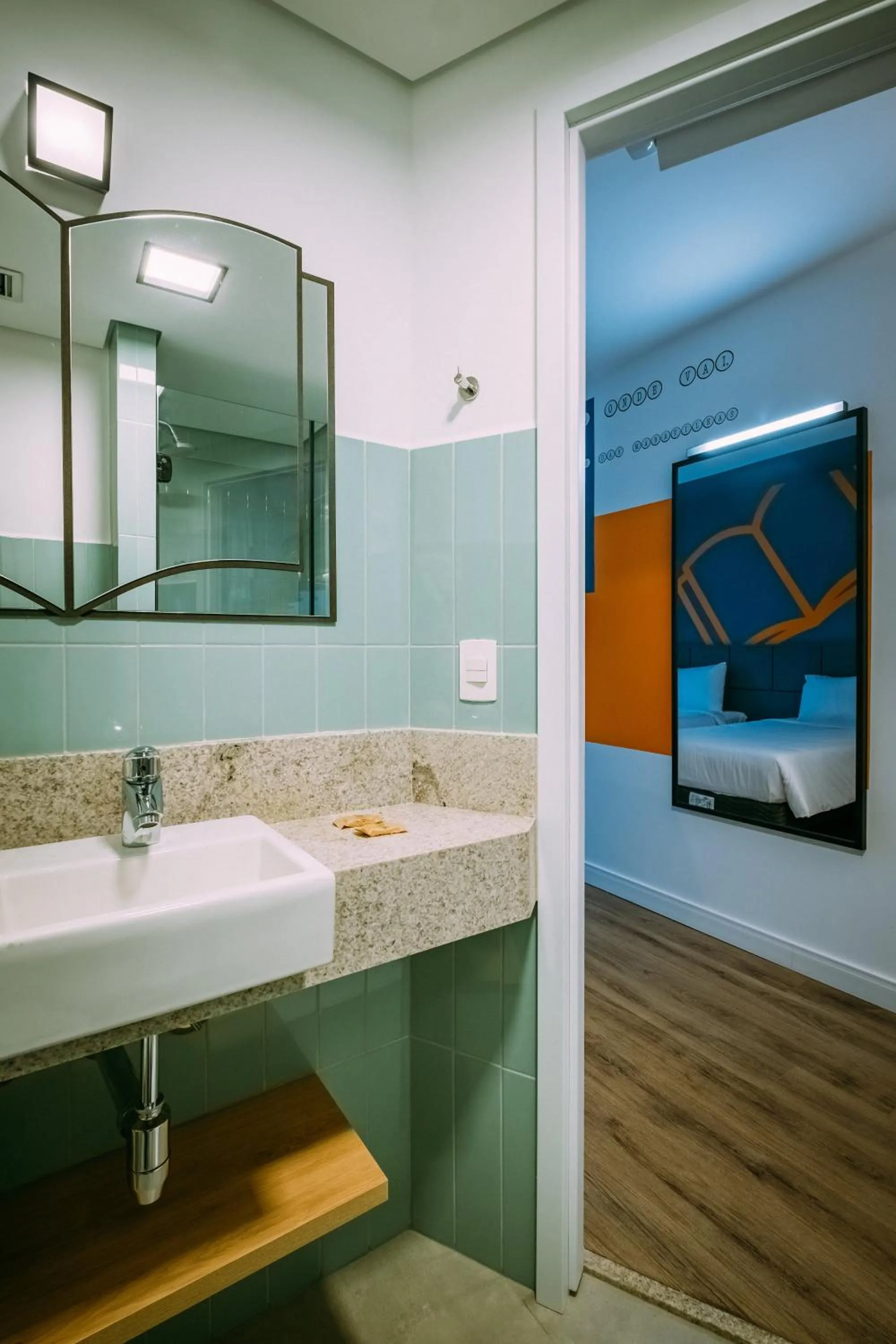 Bathroom in ibis Styles Poços de Caldas