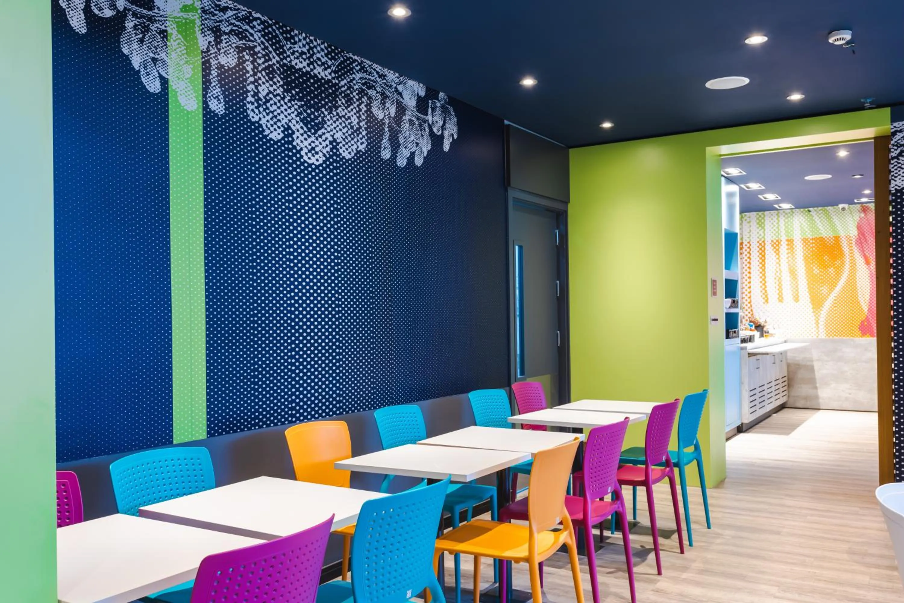 Restaurant/places to eat in ibis budget Pindamonhangaba