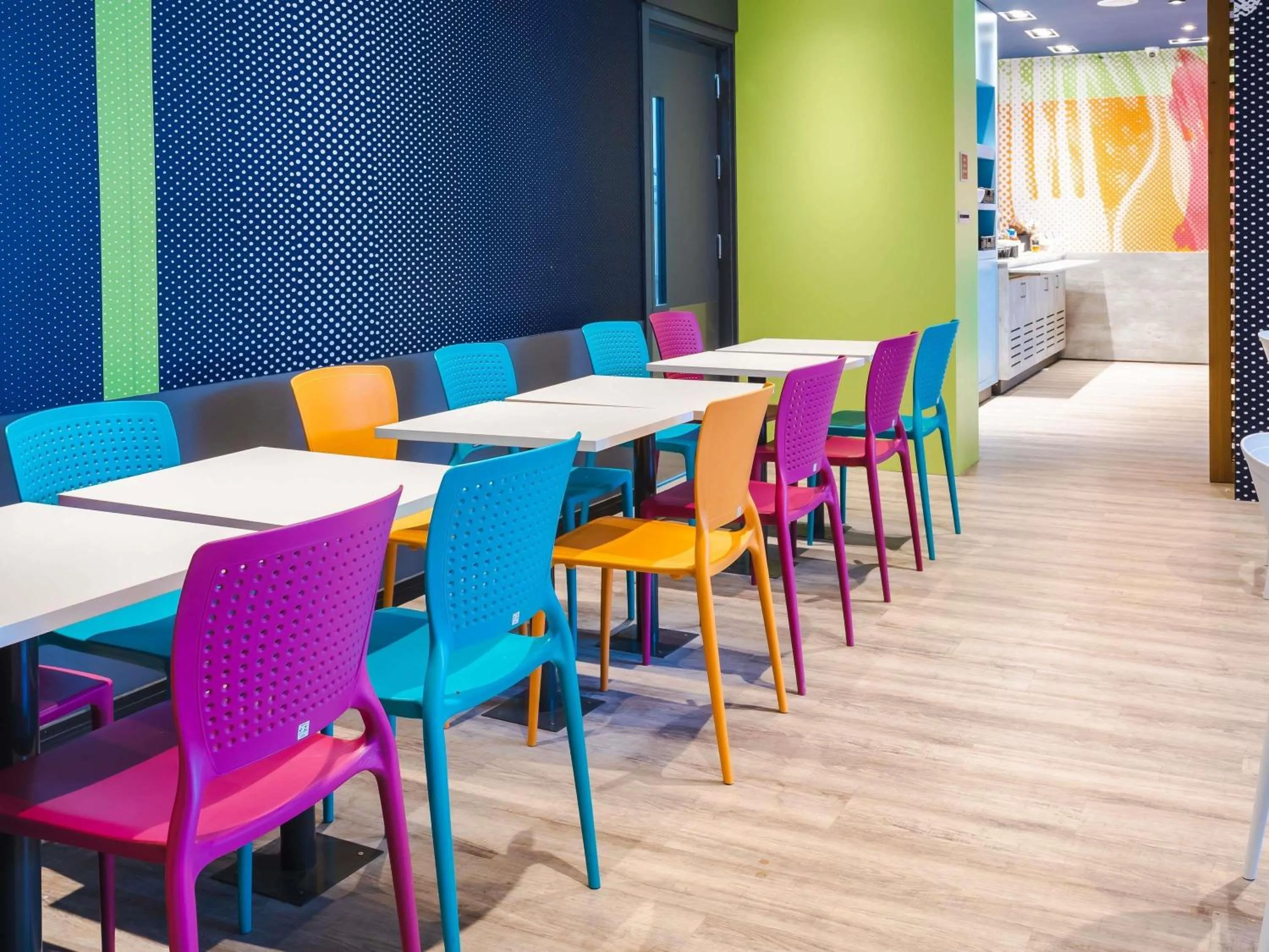 Restaurant/places to eat in ibis budget Pindamonhangaba