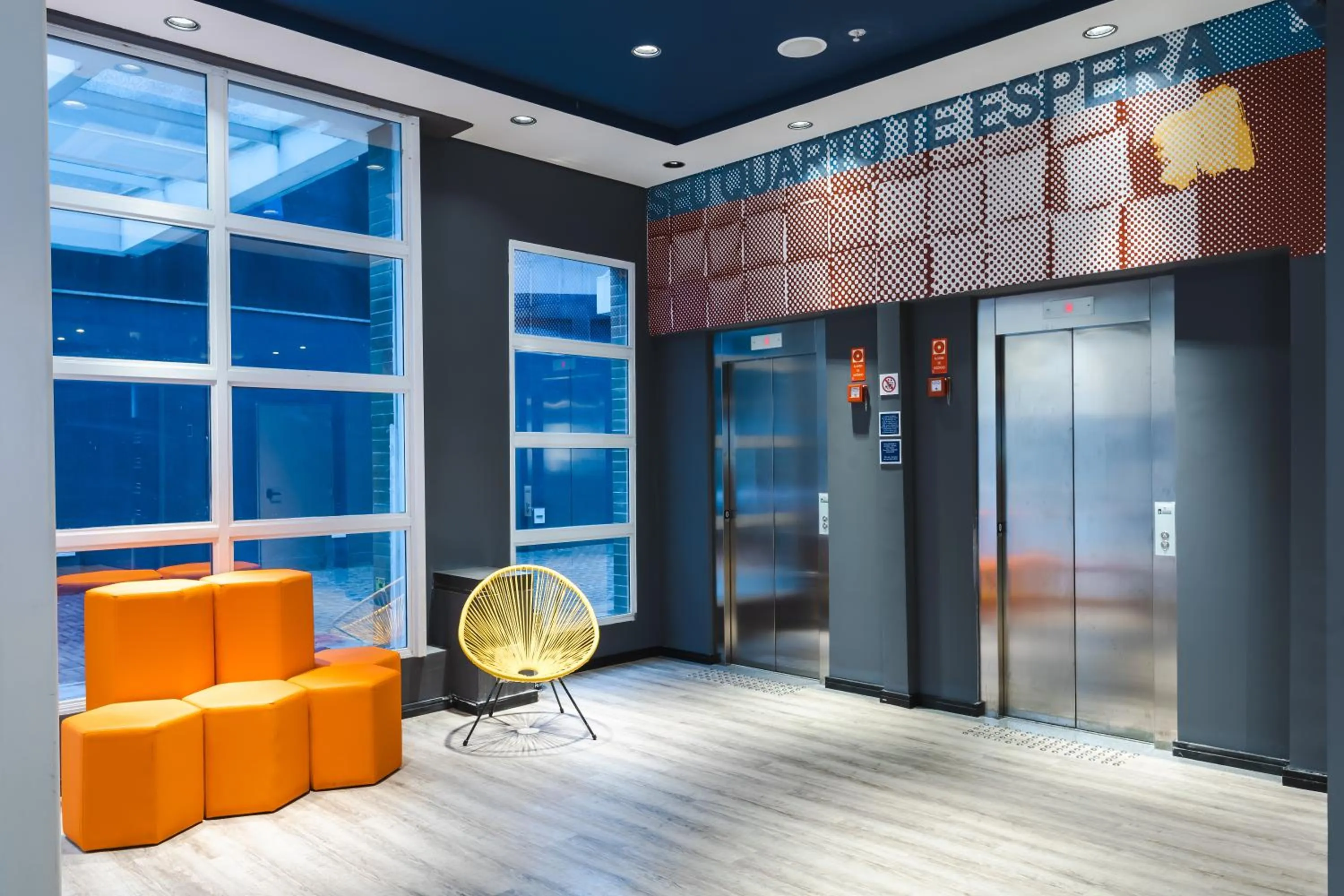 elevator in ibis budget Pindamonhangaba