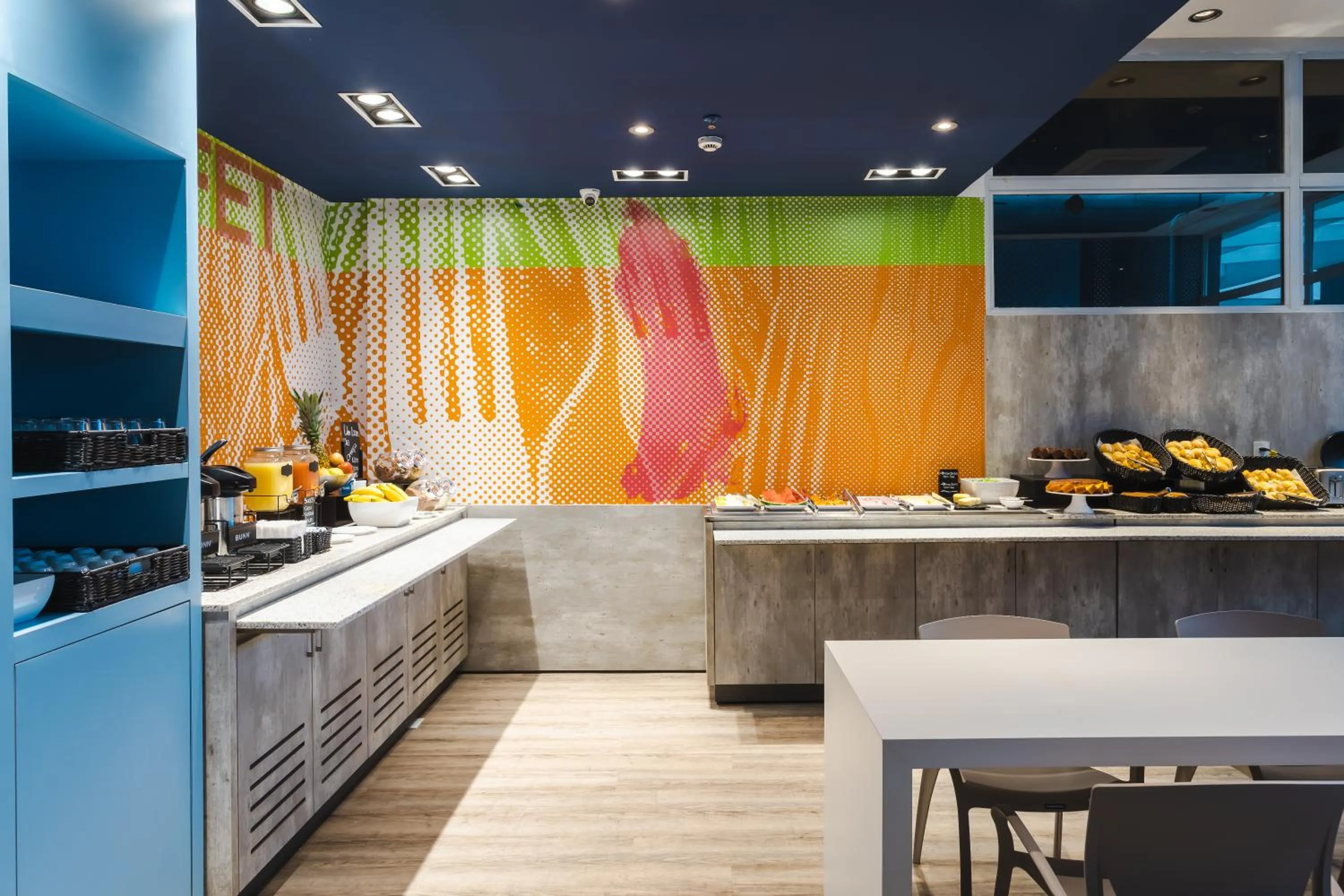 Breakfast in ibis budget Pindamonhangaba