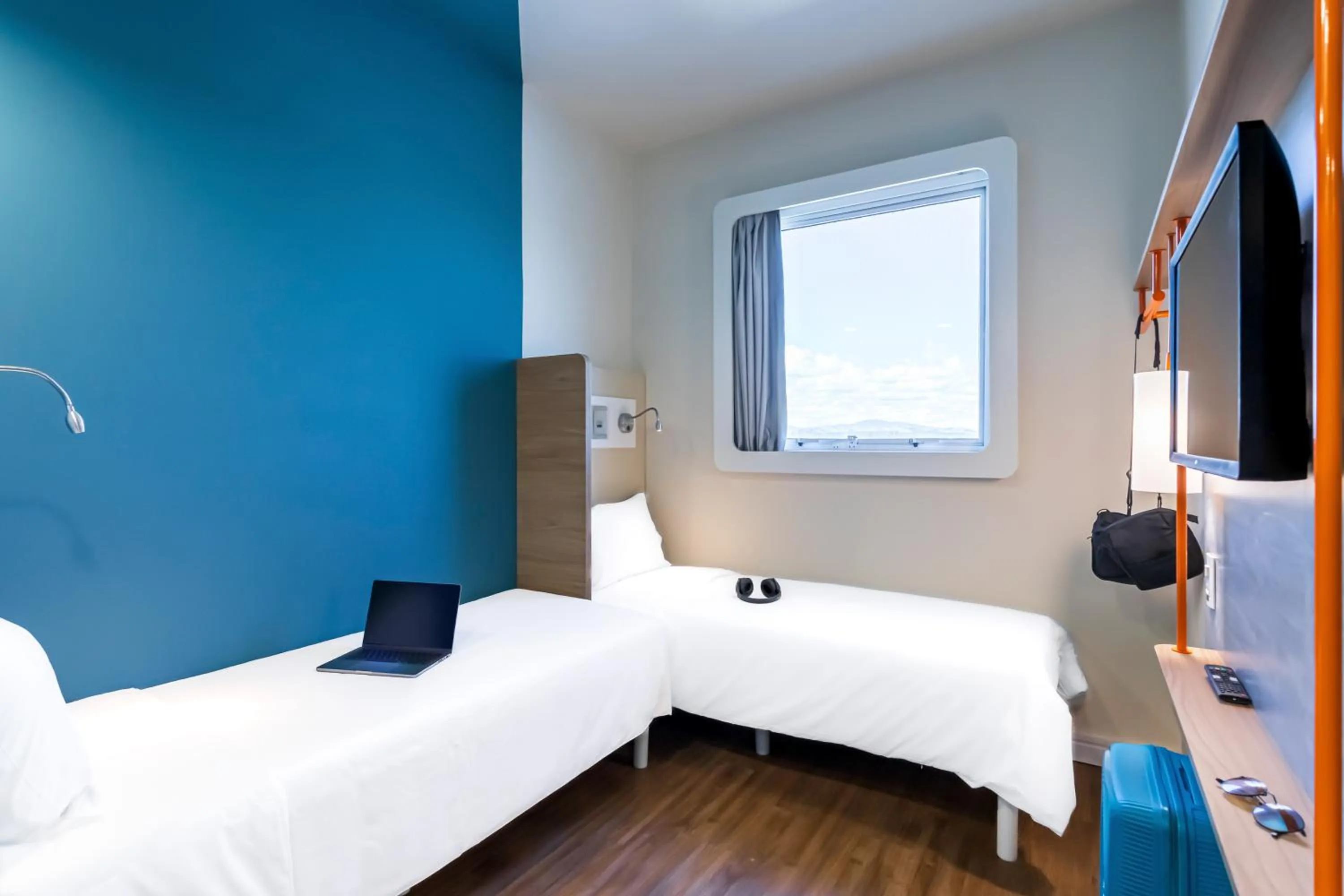 Bed in ibis budget Pindamonhangaba