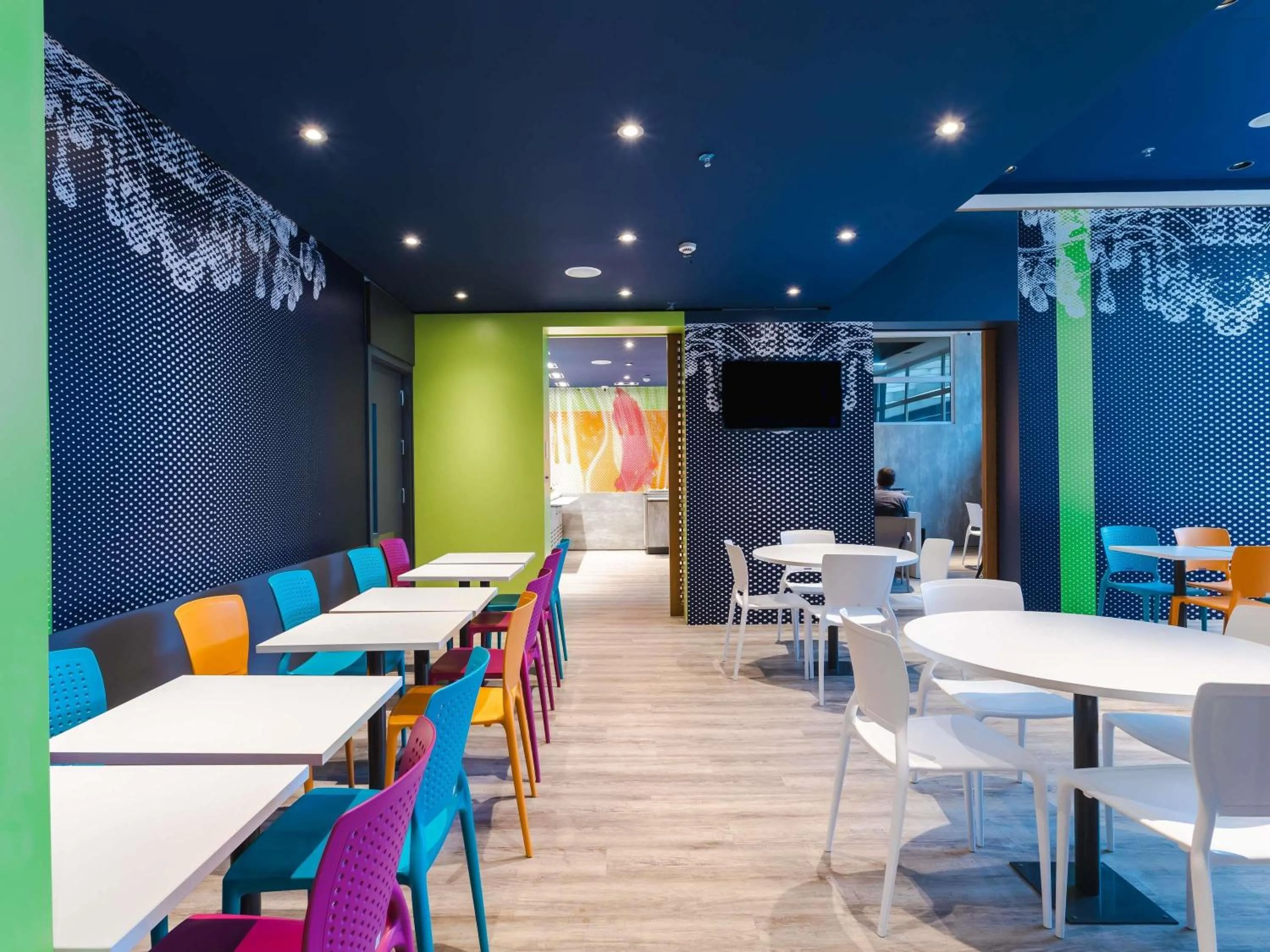 Lounge or bar in ibis budget Pindamonhangaba