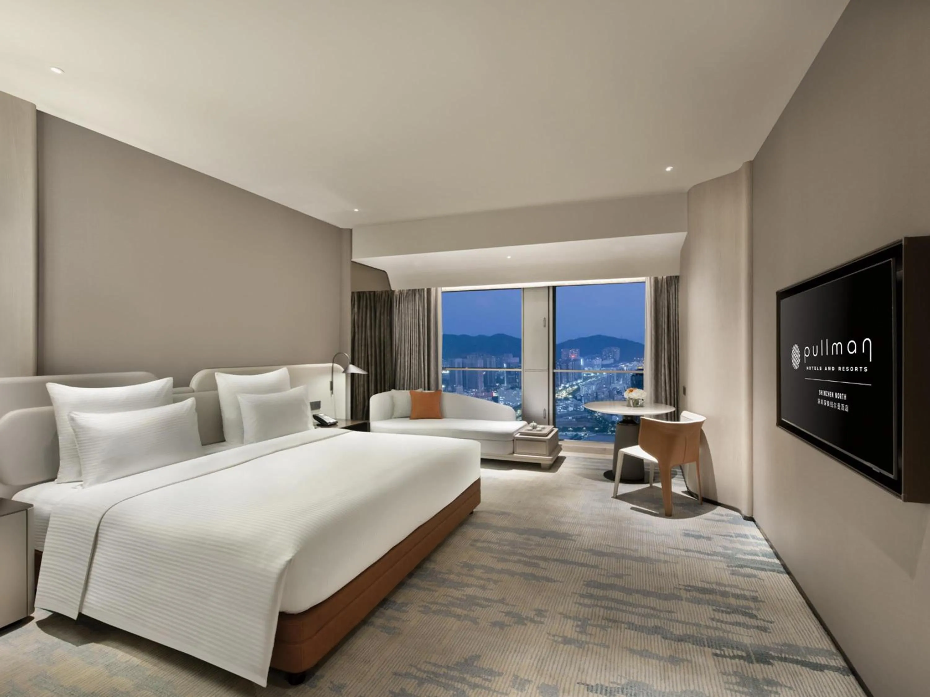 Bedroom, Bed in Pullman Shenzhen North