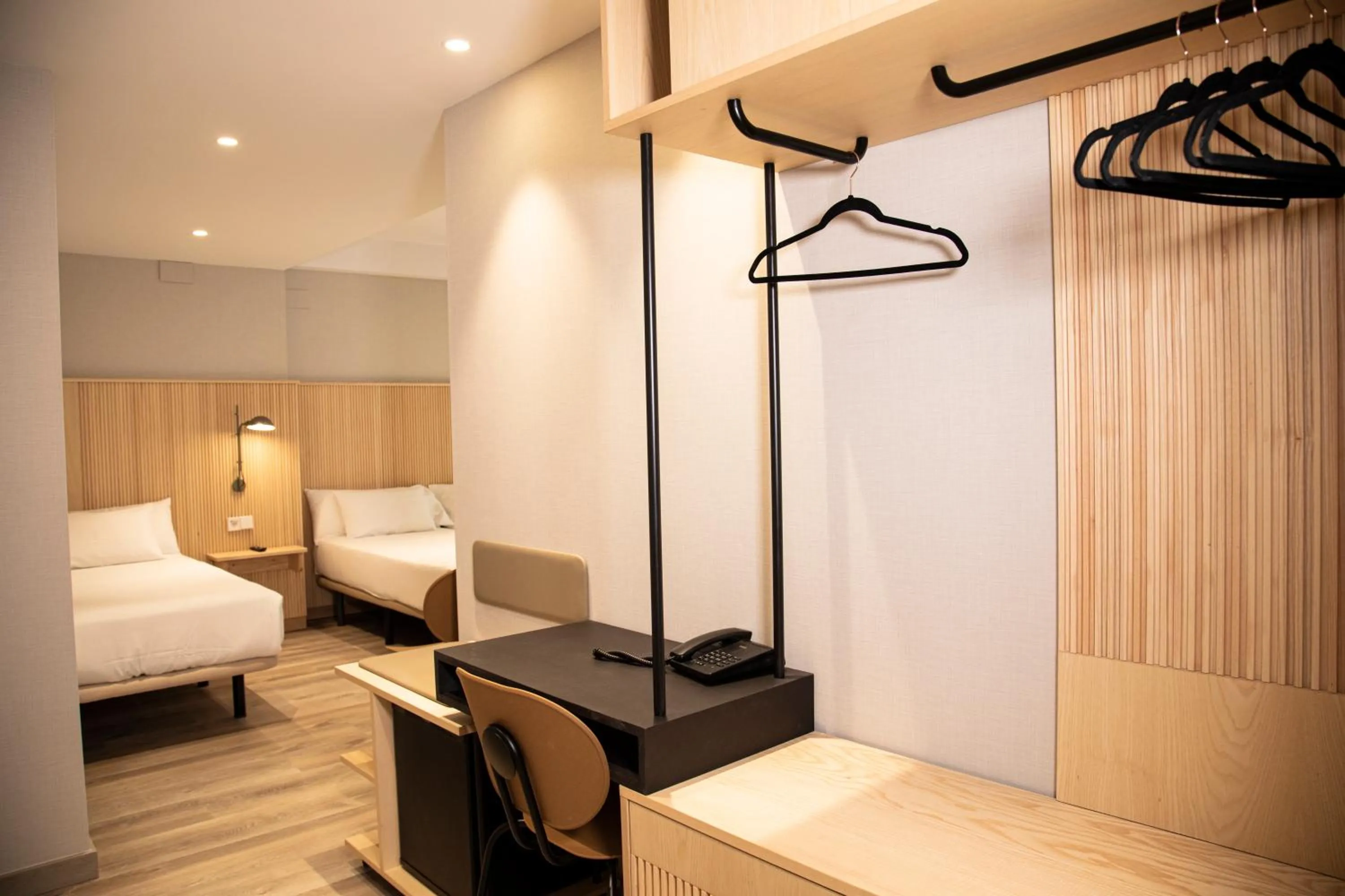 Photo of the whole room, Bed in Hotel Dos Rios Origen