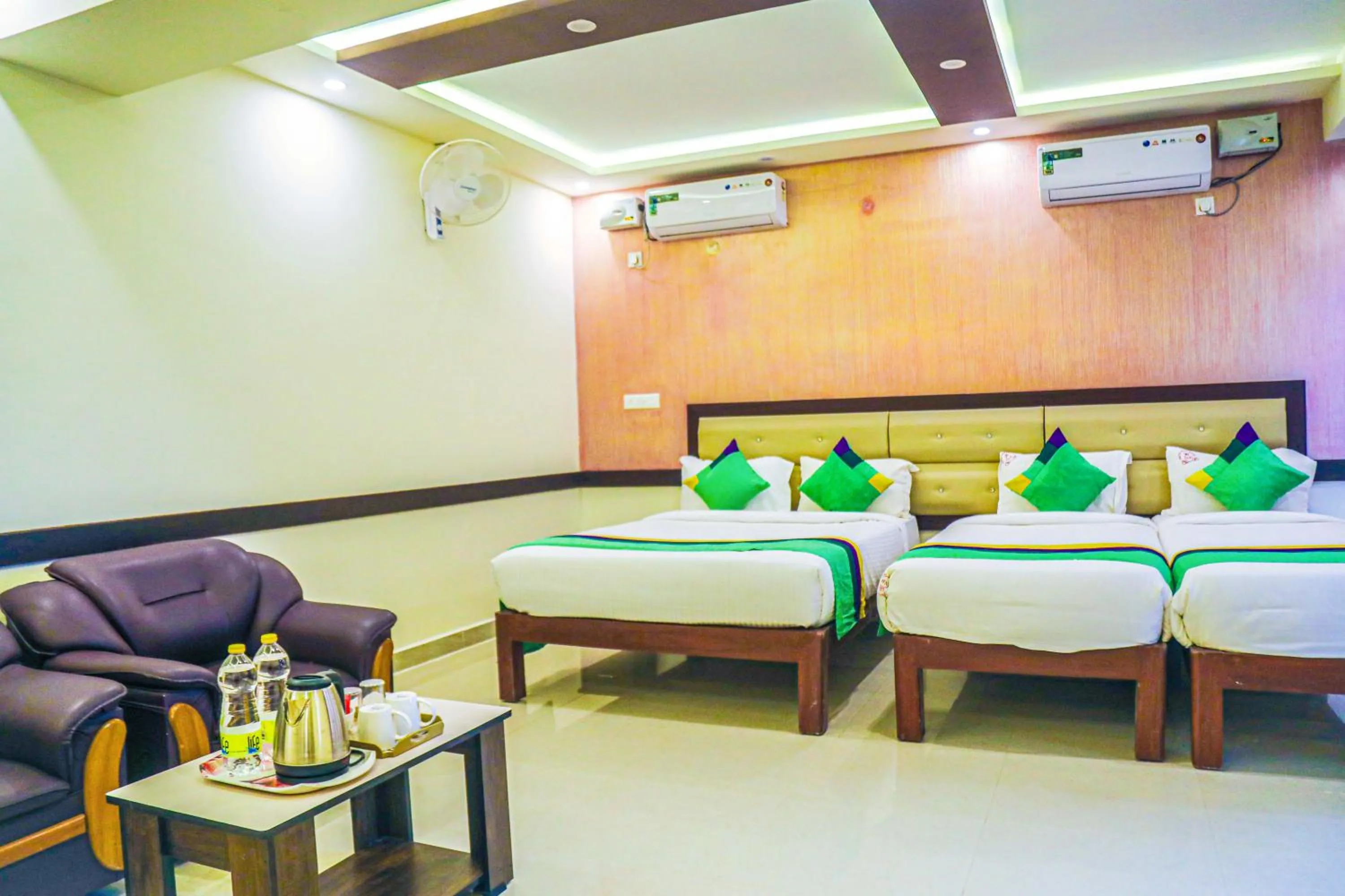 Bedroom in Treebo Naaz Royal