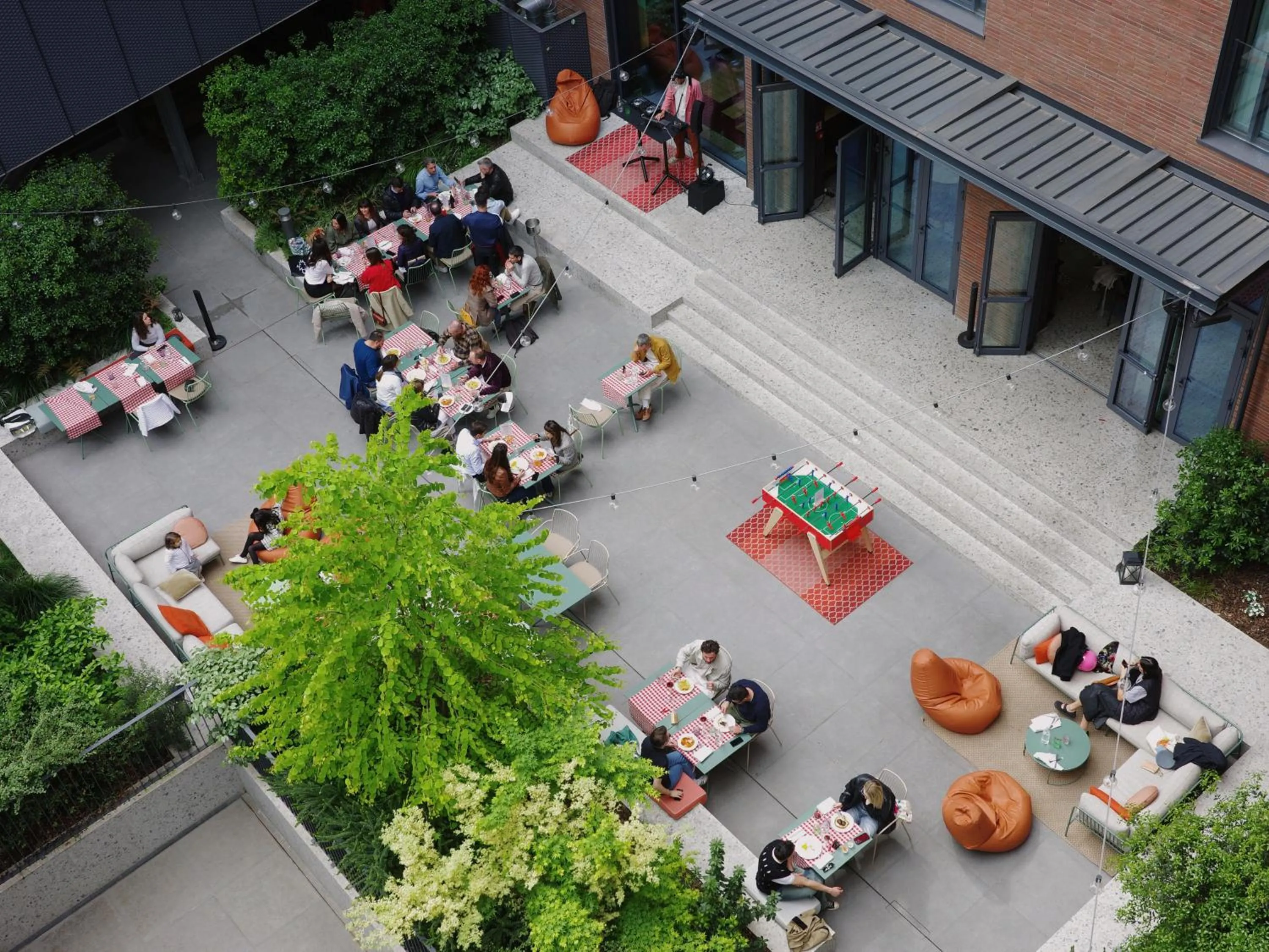 Restaurant/places to eat in 21 House of Stories Navigli