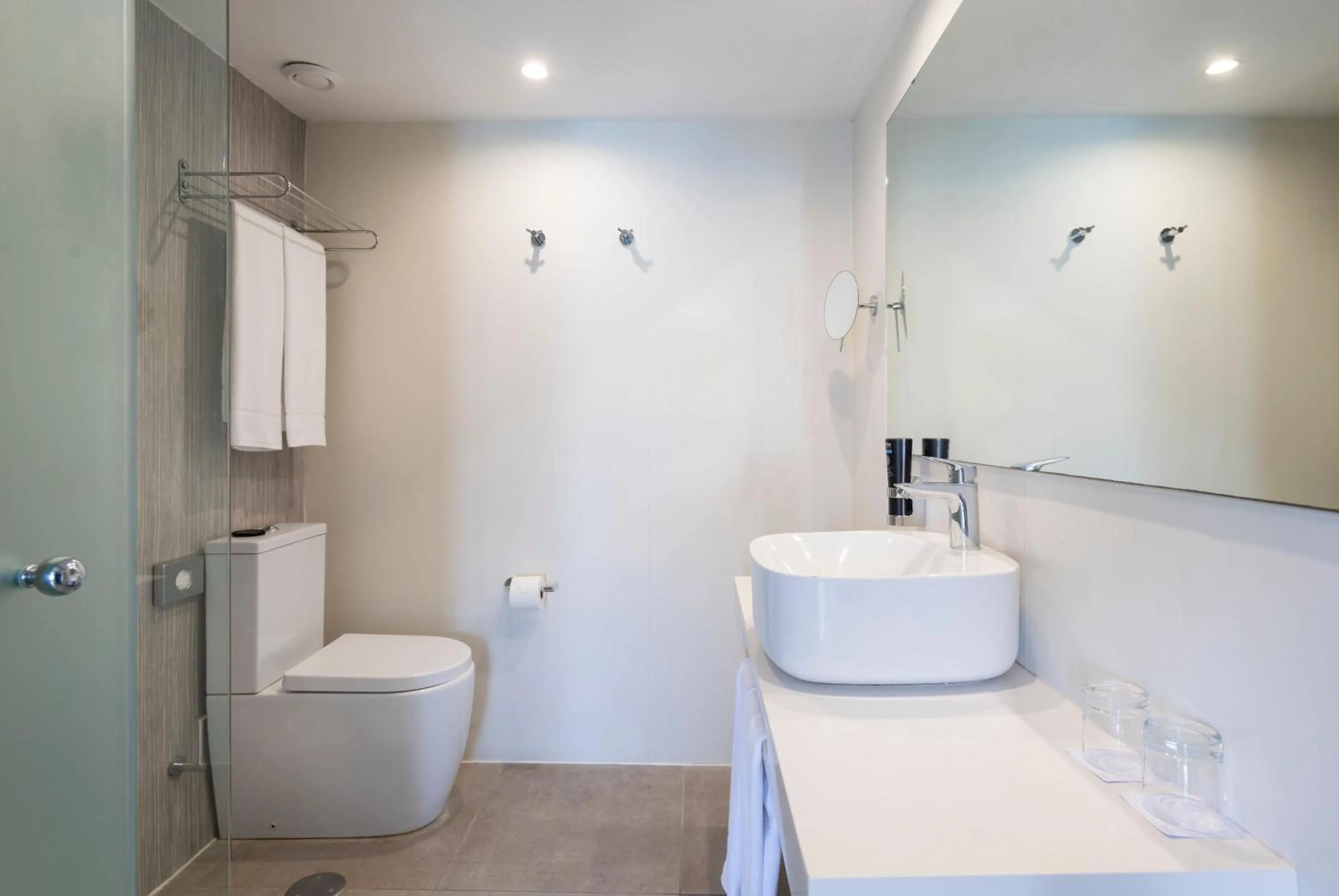 Bathroom in Leonardo Royal Hotel Mallorca