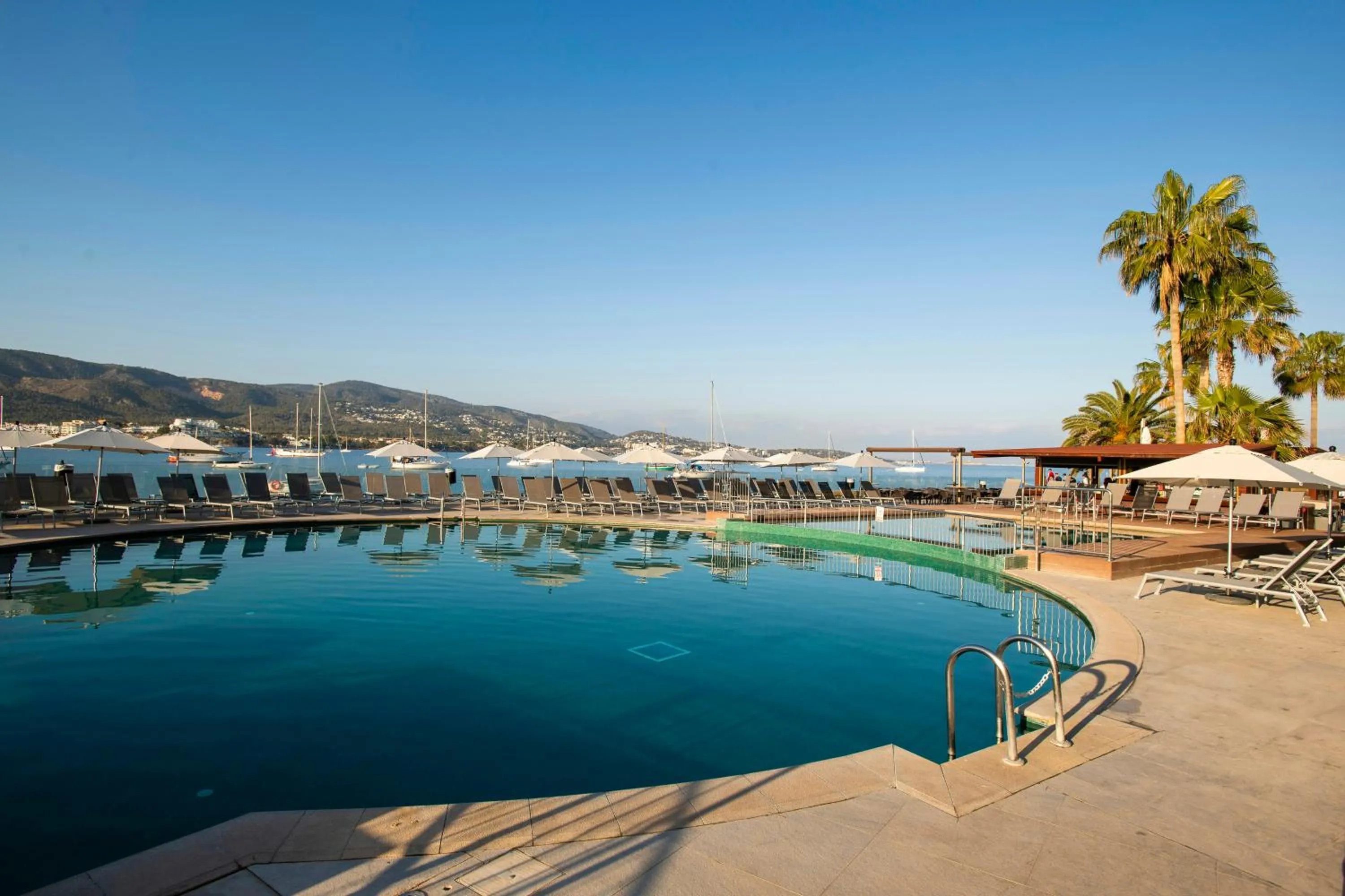 Swimming pool in Leonardo Royal Hotel Mallorca