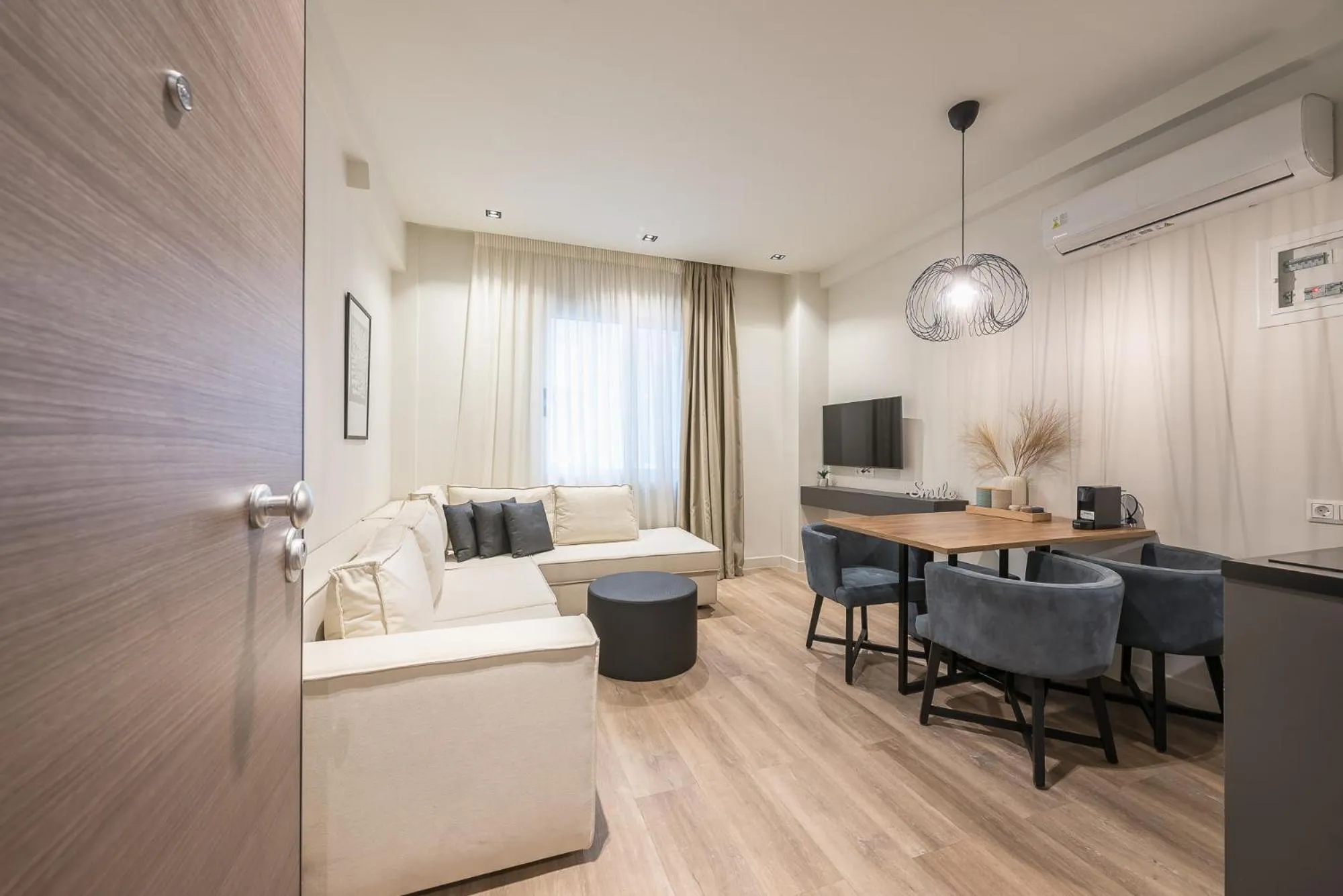 Living room in Aeiphoria Suites & Rooms - Athens