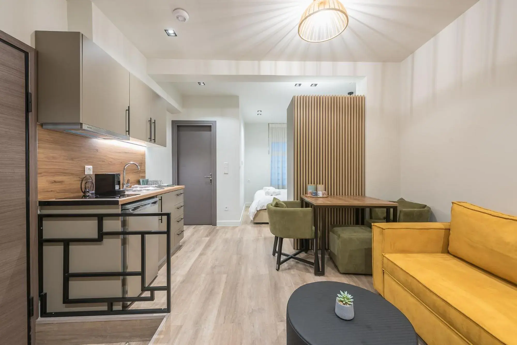 Deluxe Junior Suite in Aeiphoria Suites & Rooms - Athens Deluxe Junior Suite in Aeiphoria Suites & Rooms - Athens