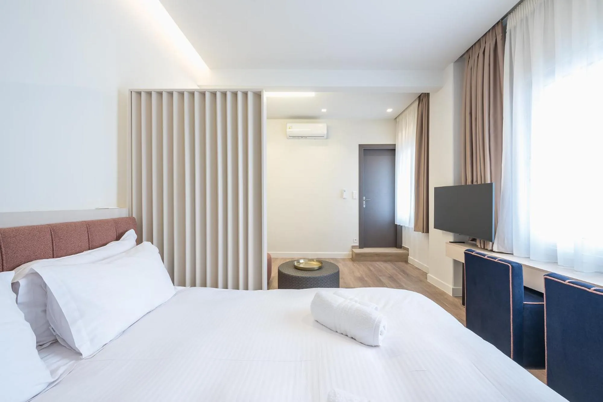 Photo of the whole room, Bed in Aeiphoria Suites & Rooms - Athens