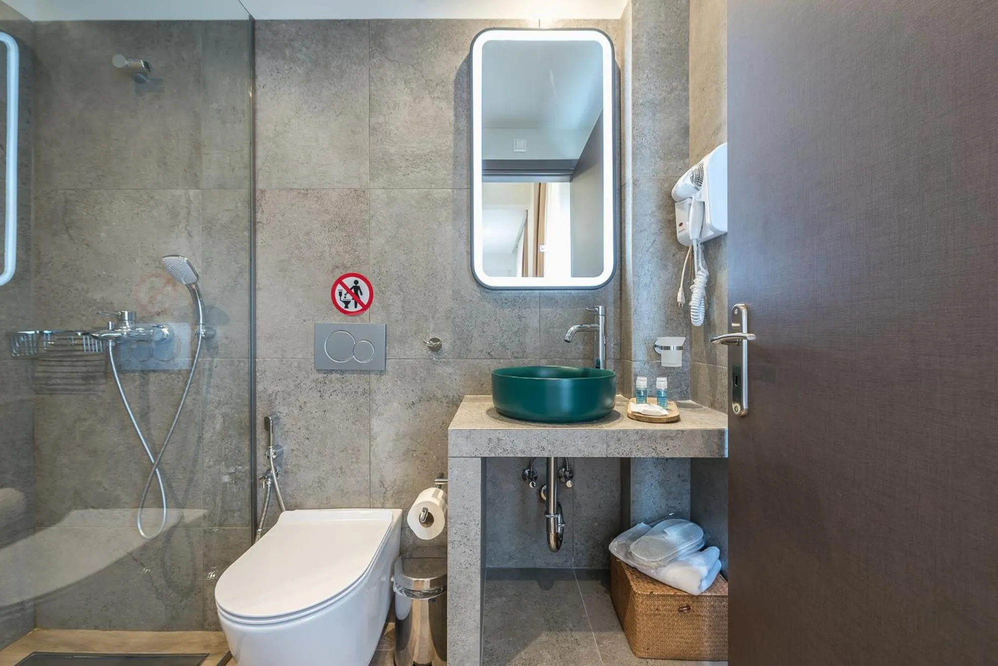 Bathroom in Aeiphoria Suites & Rooms - Athens
