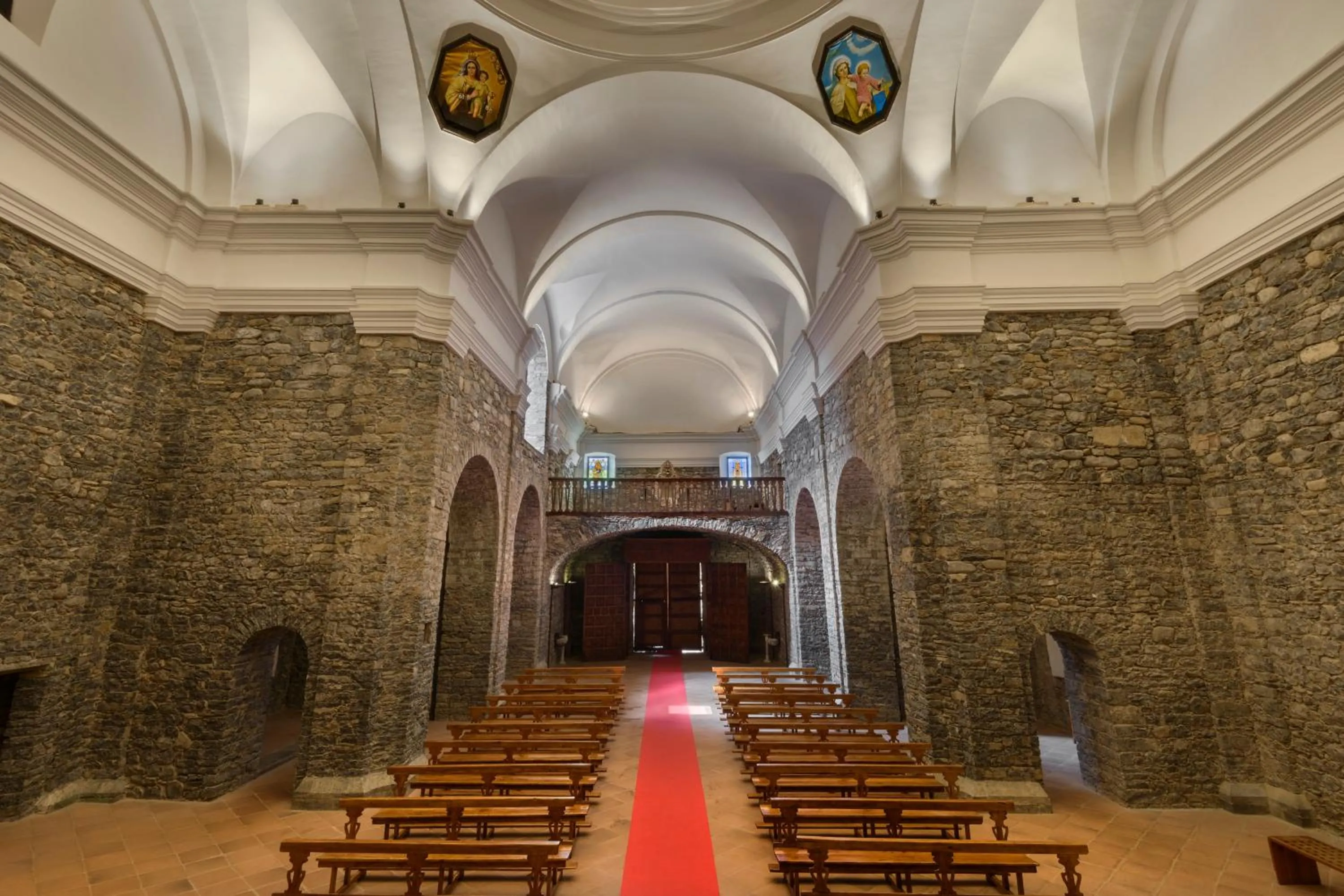 Property building in Hotel & Spa Monasterio de Boltaña