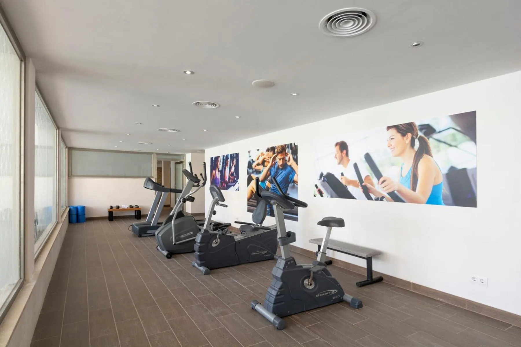 Fitness centre/facilities in Mar Hotels Paguera & Spa