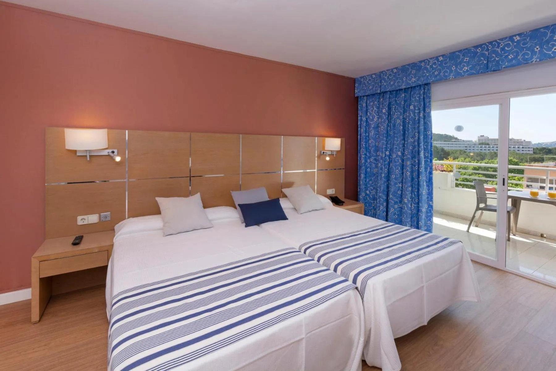 Bed in Mar Hotels Paguera & Spa
